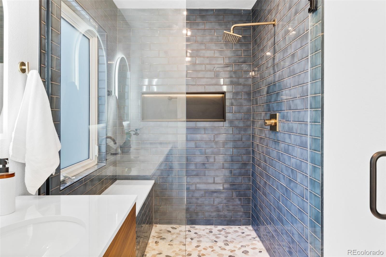 MLS Image #14 for 1220  ash street,denver, Colorado