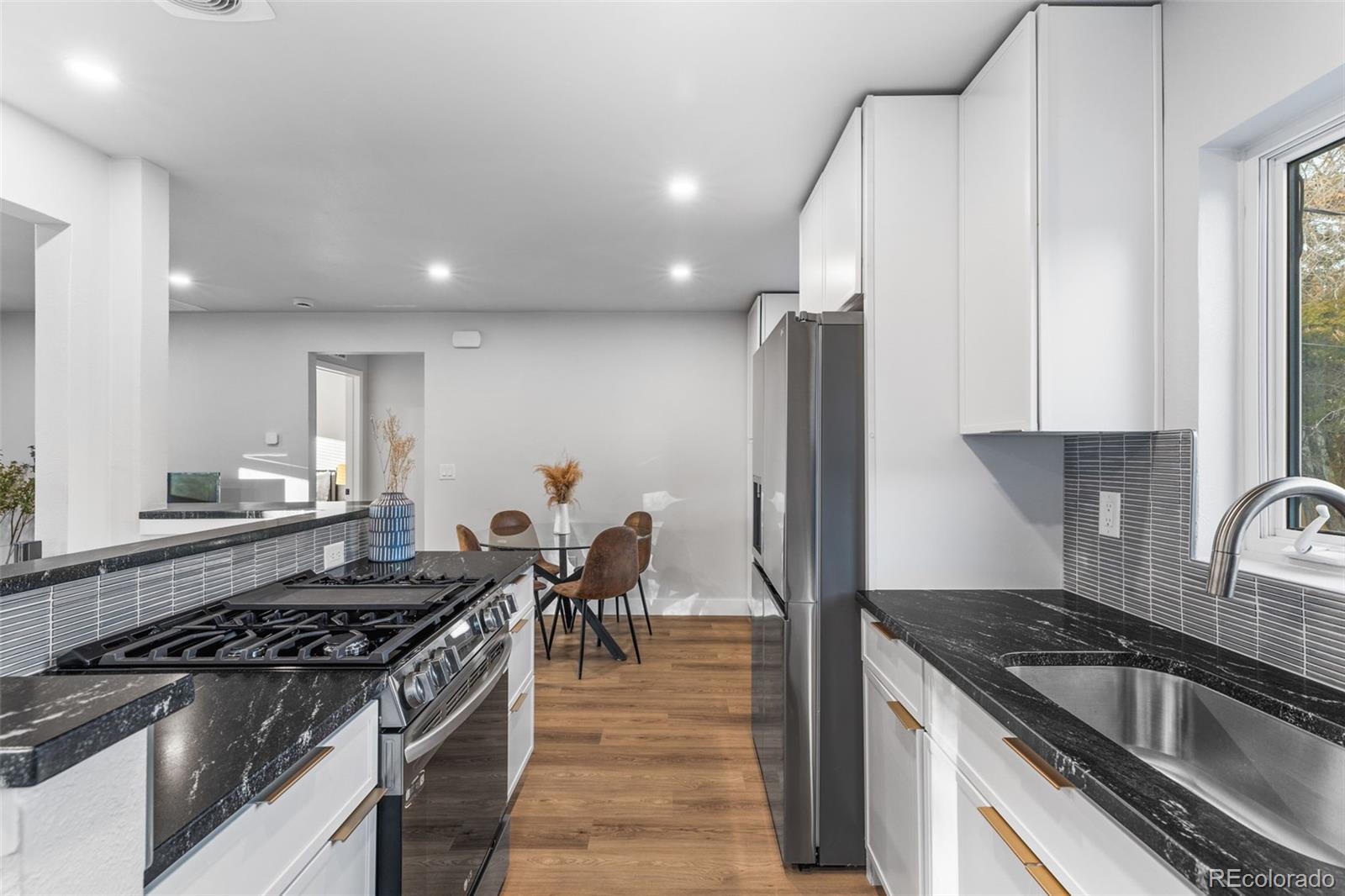 MLS Image #23 for 1220  ash street,denver, Colorado