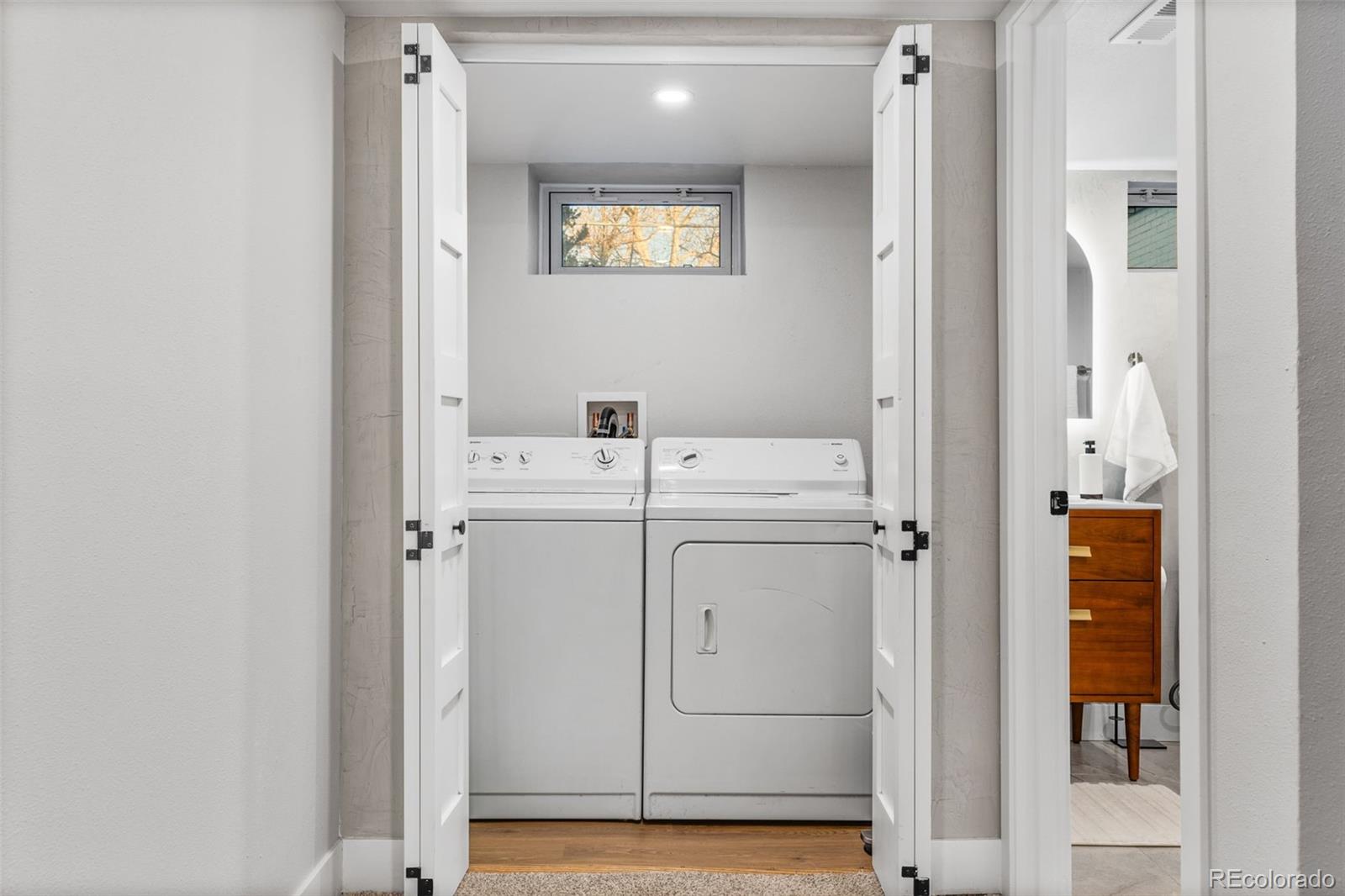 MLS Image #35 for 1220  ash street,denver, Colorado
