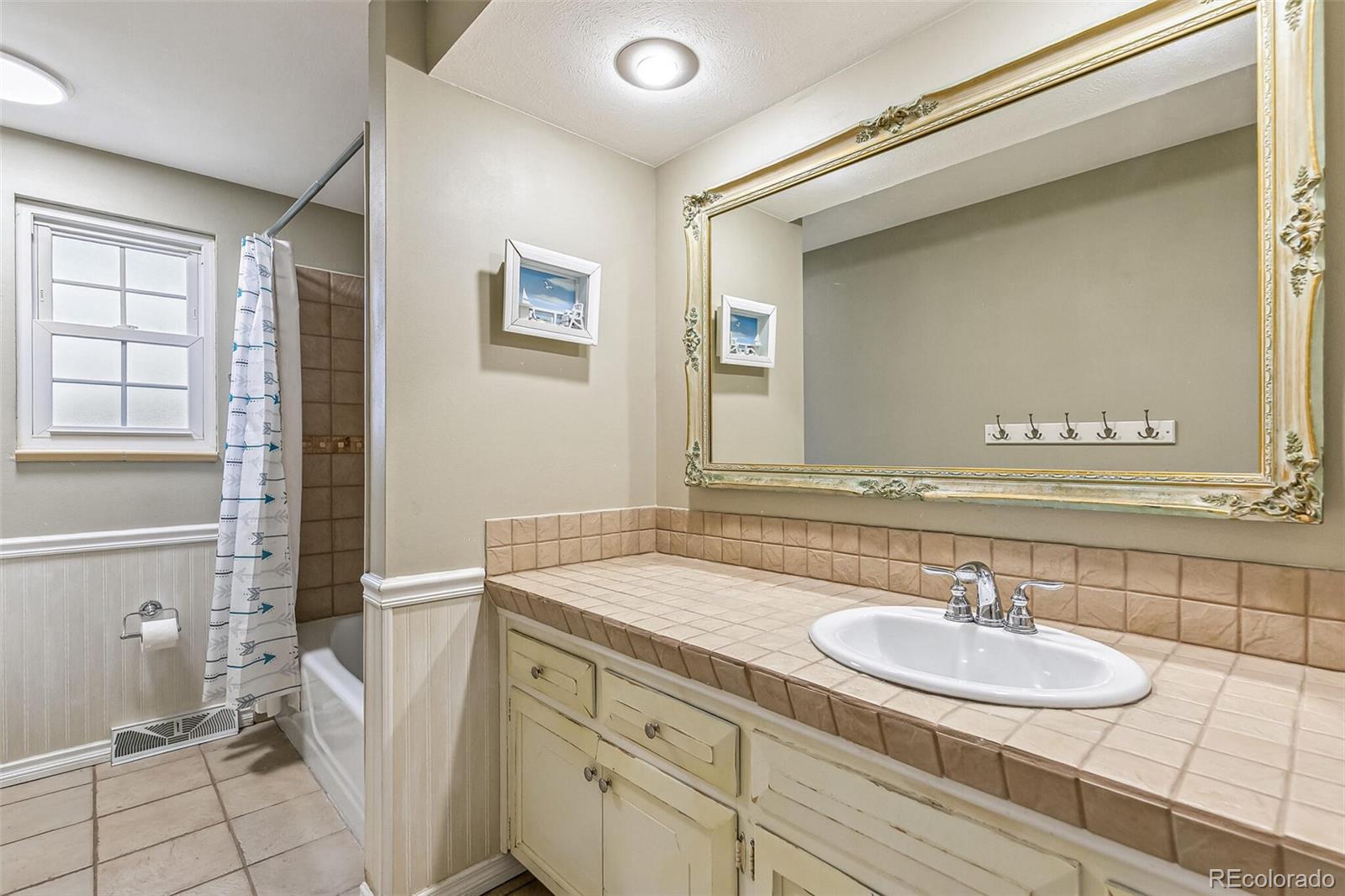MLS Image #30 for 6660 e floyd avenue,denver, Colorado