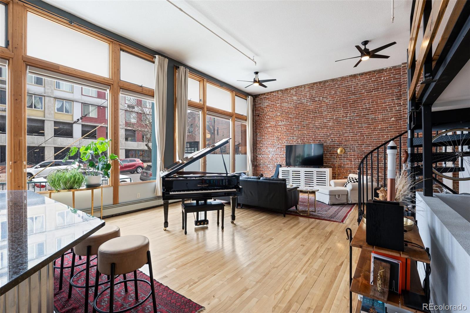 MLS Image #8 for 2560  blake ,denver, Colorado