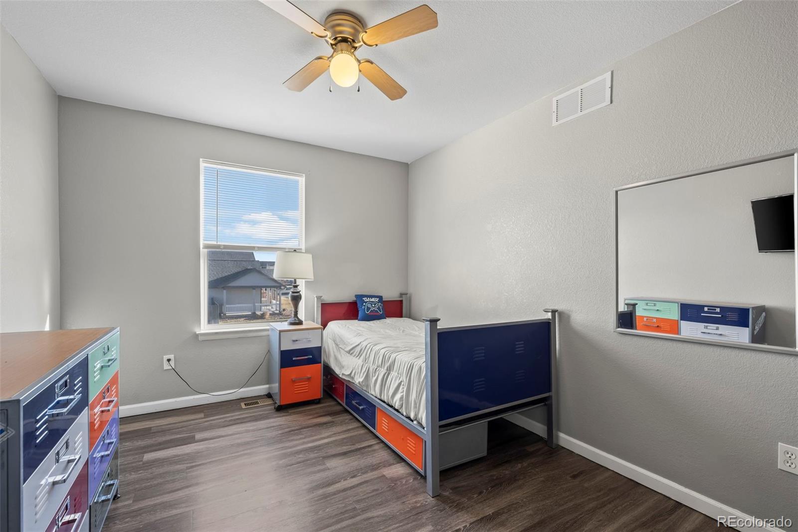 MLS Image #11 for 55429 e 31st avenue,strasburg, Colorado