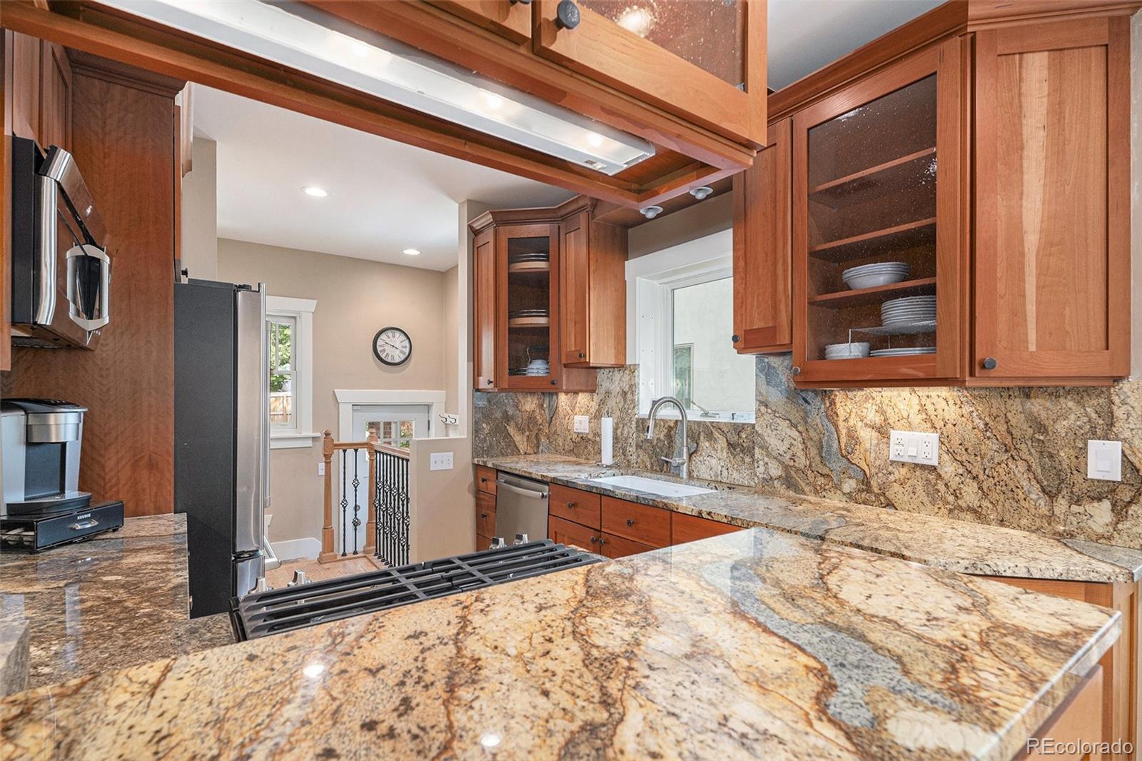 MLS Image #12 for 726 s corona street,denver, Colorado