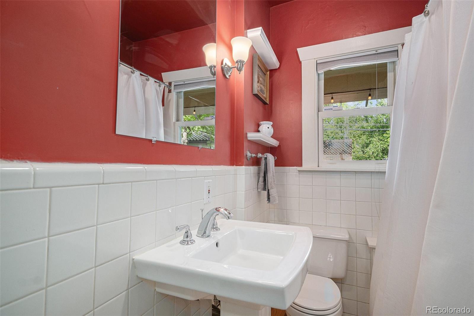 MLS Image #28 for 726 s corona street,denver, Colorado