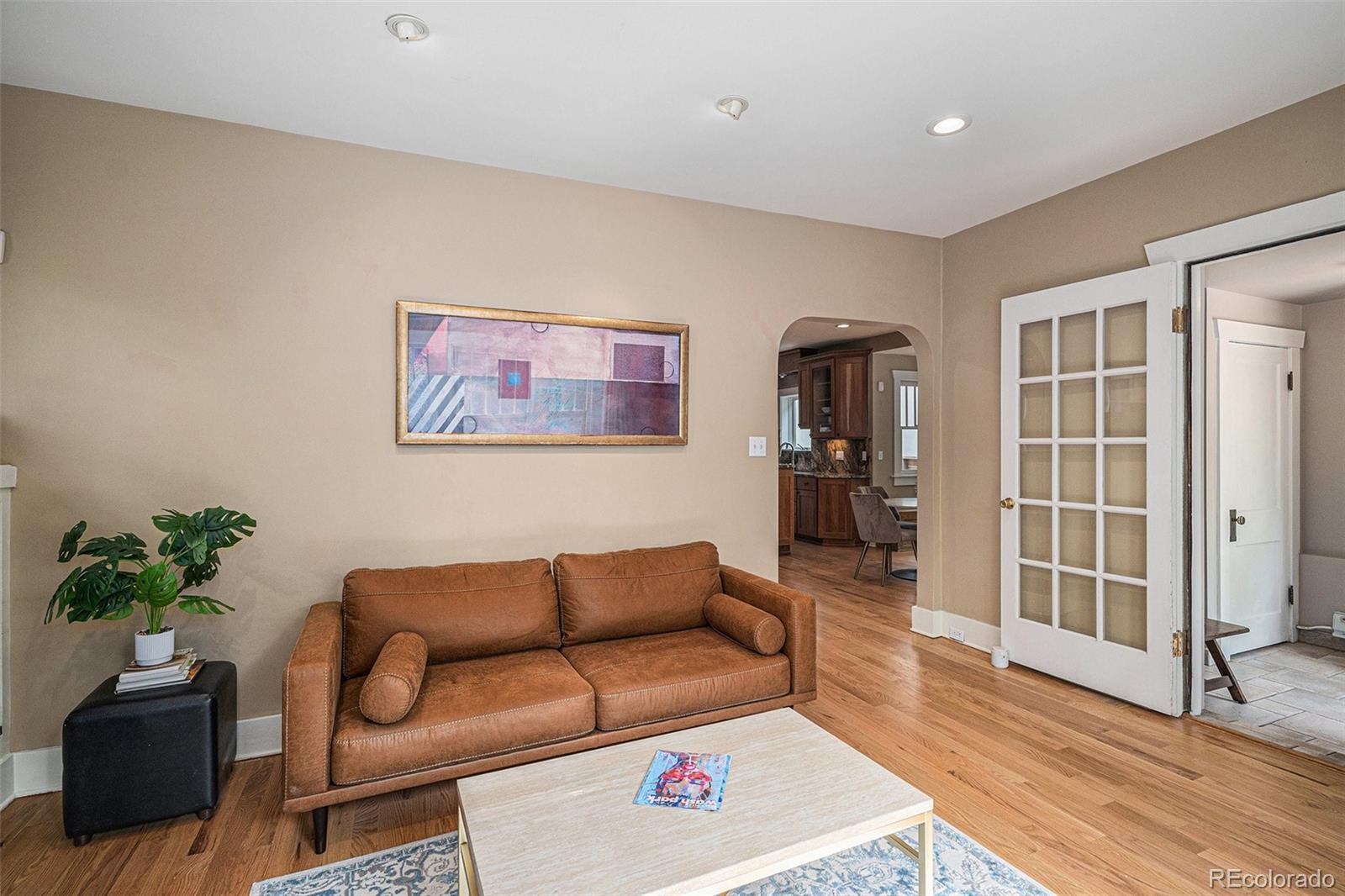 MLS Image #4 for 726 s corona street,denver, Colorado