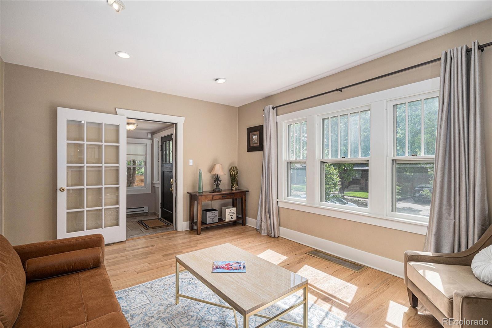 MLS Image #5 for 726 s corona street,denver, Colorado