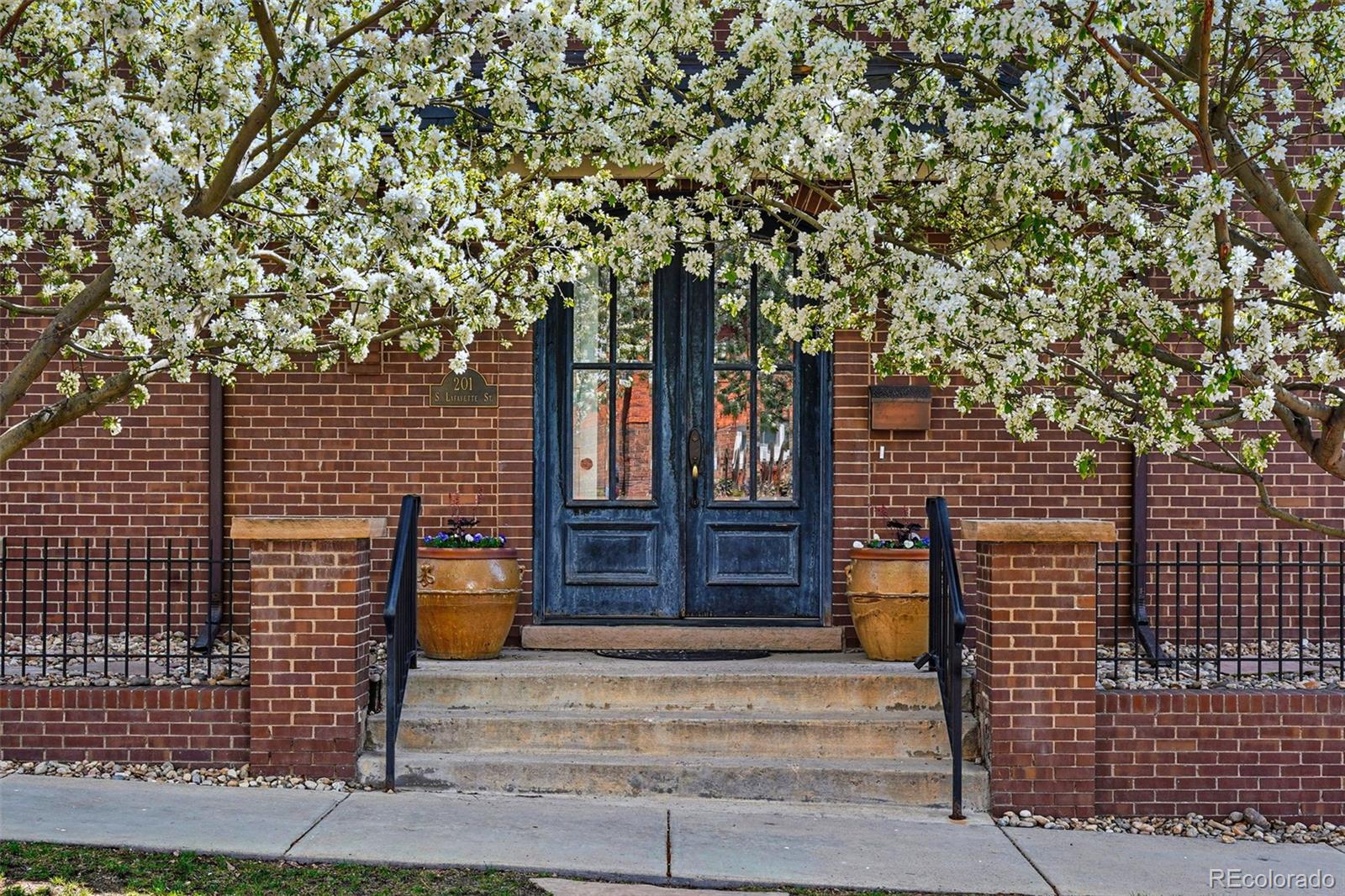 MLS Image #3 for 201 s lafayette street,denver, Colorado