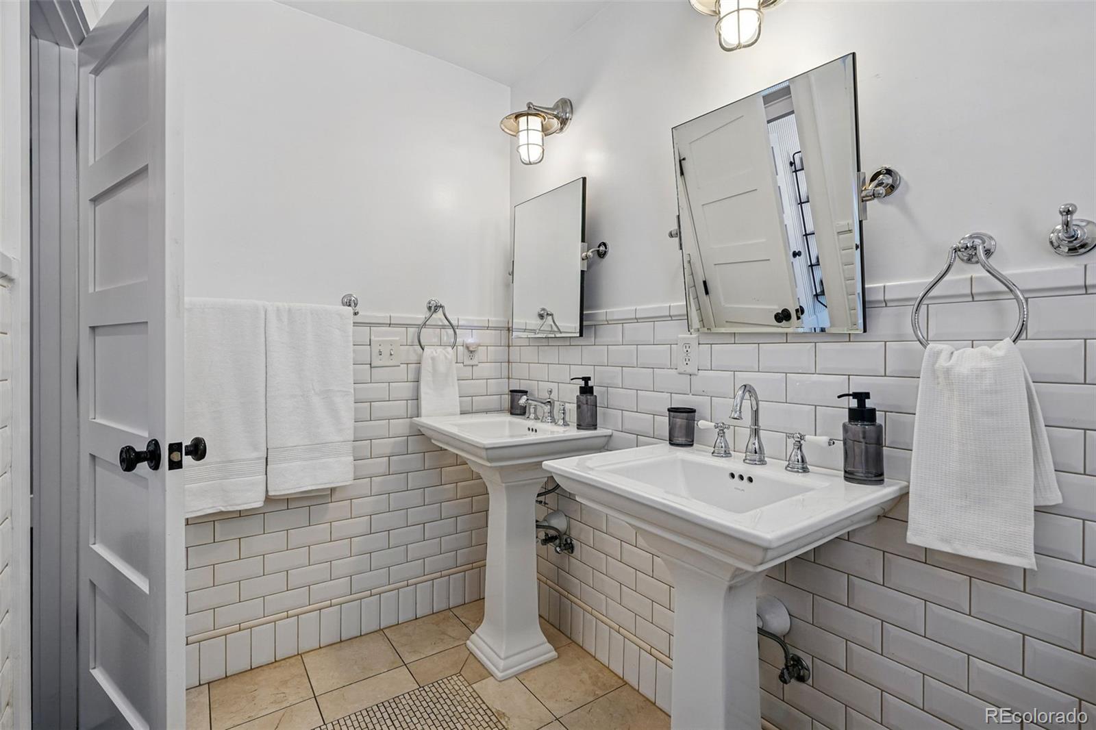 MLS Image #33 for 201 s lafayette street,denver, Colorado