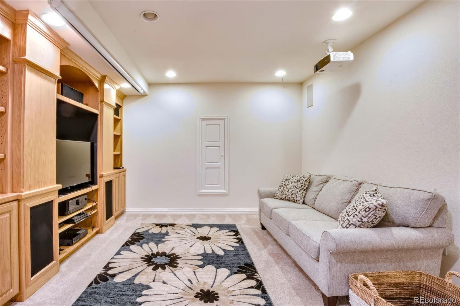 MLS Image #12 for 1011 s valentia street,denver, Colorado