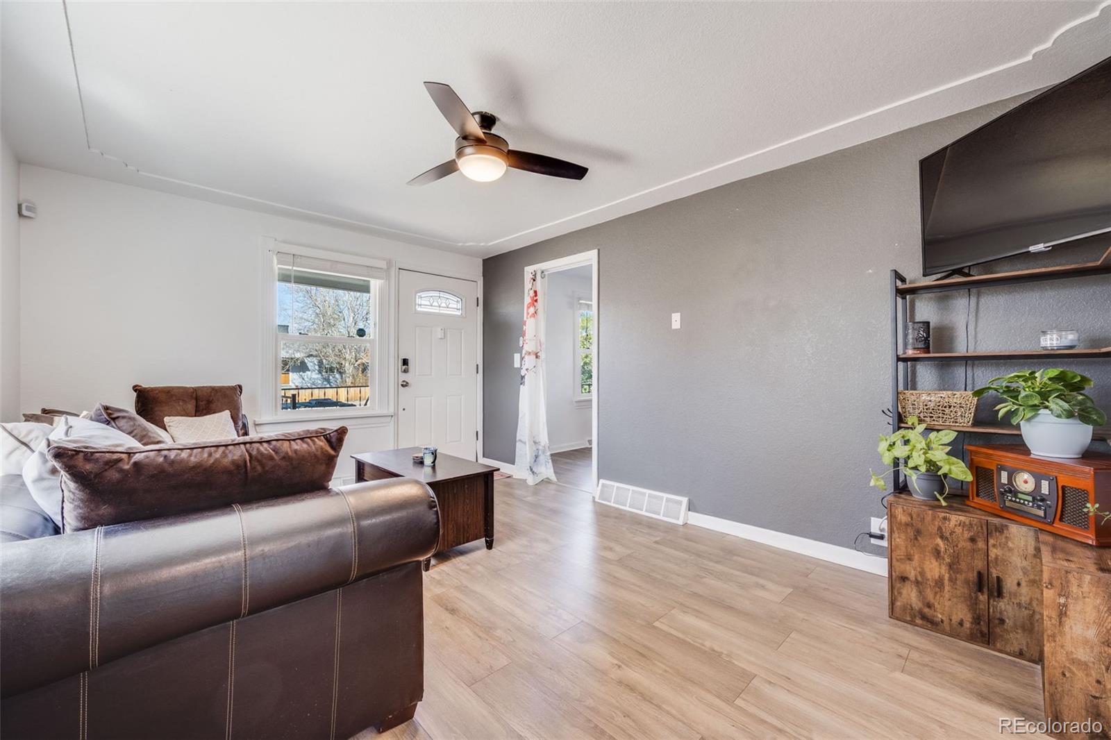 MLS Image #7 for 4478 s acoma street,englewood, Colorado