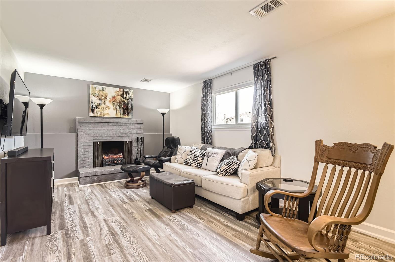 MLS Image #13 for 6257 s cherry circle,centennial, Colorado