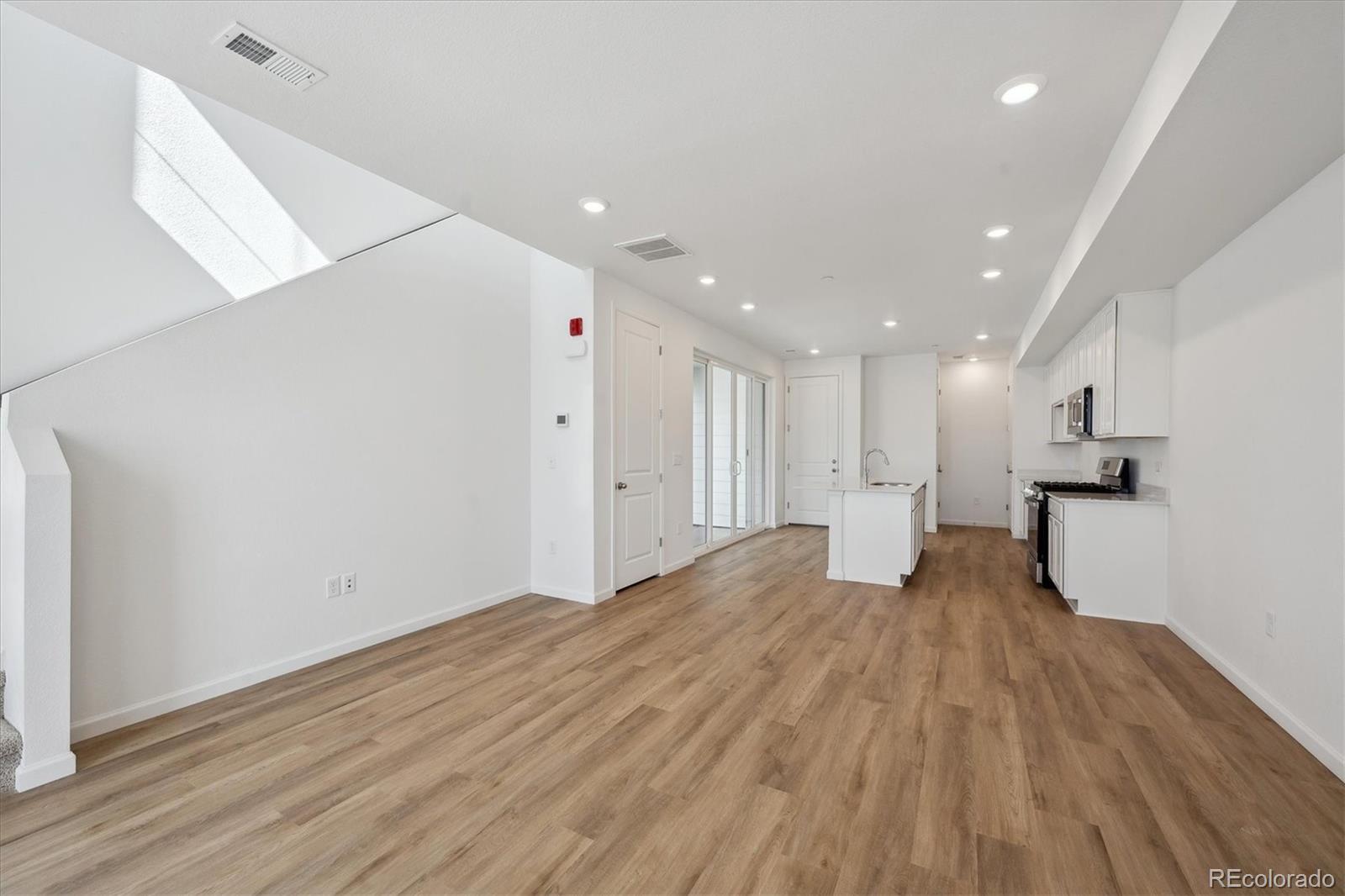 MLS Image #4 for 1374  penner drive,erie, Colorado