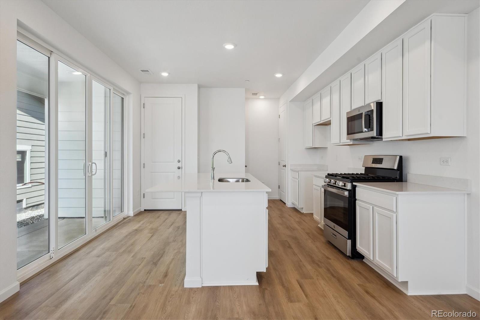 MLS Image #5 for 1374  penner drive,erie, Colorado