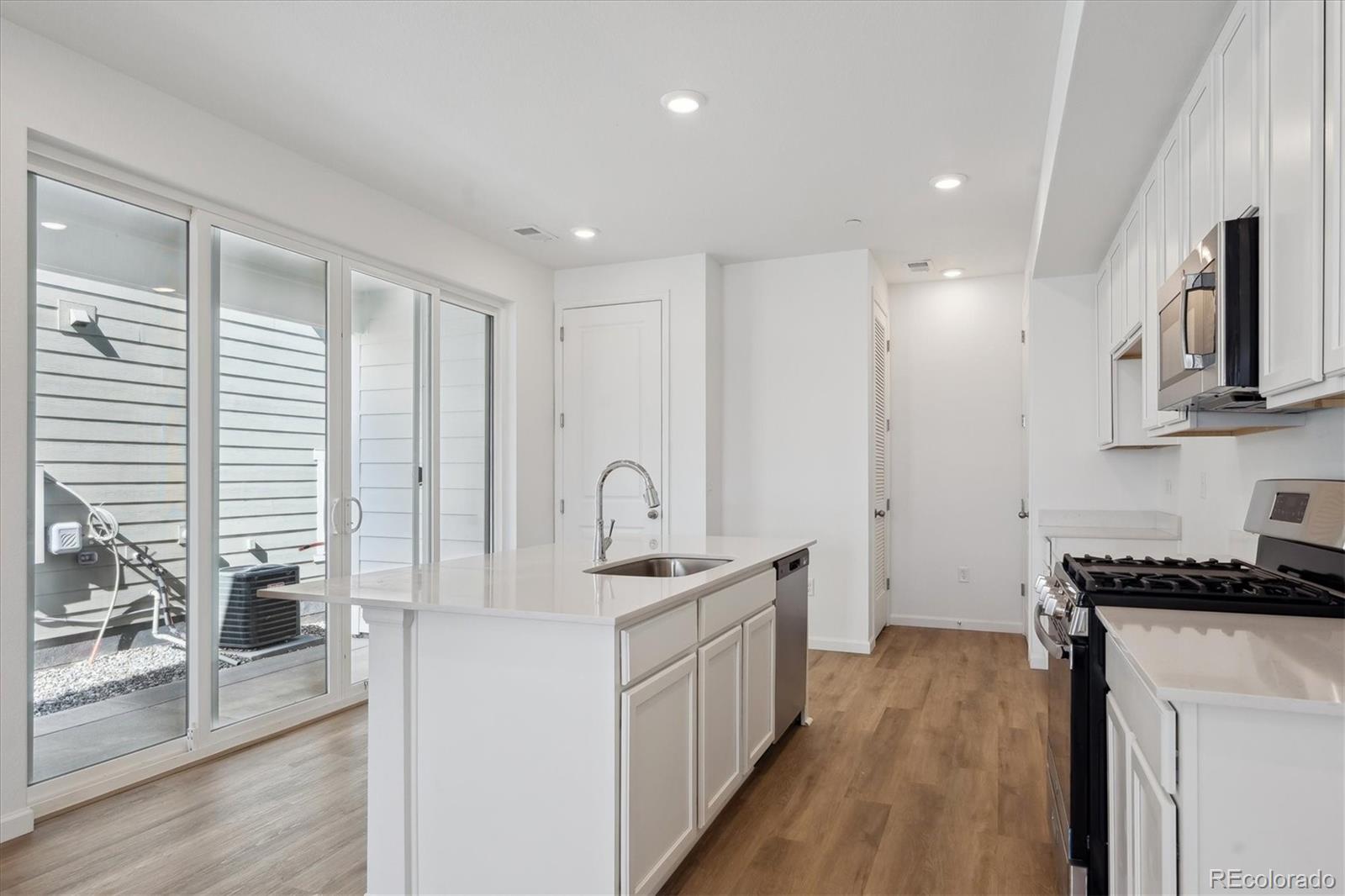 MLS Image #6 for 1374  penner drive,erie, Colorado