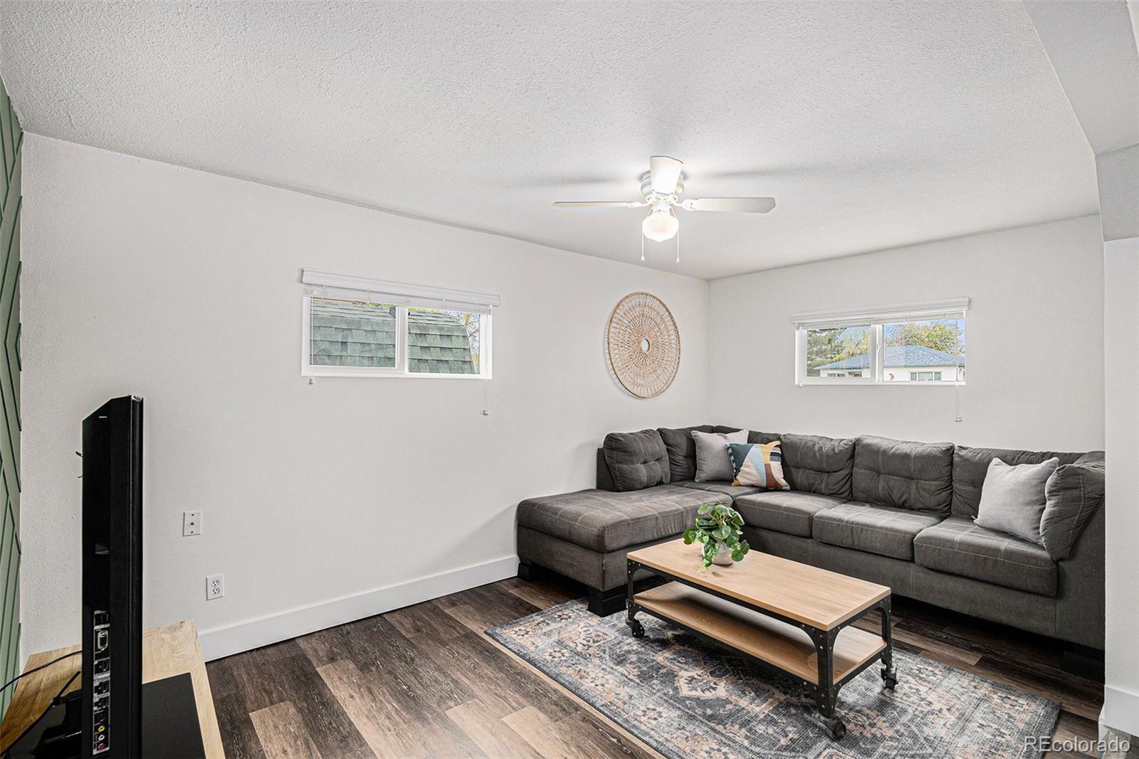 MLS Image #4 for 1293 s perry street,denver, Colorado