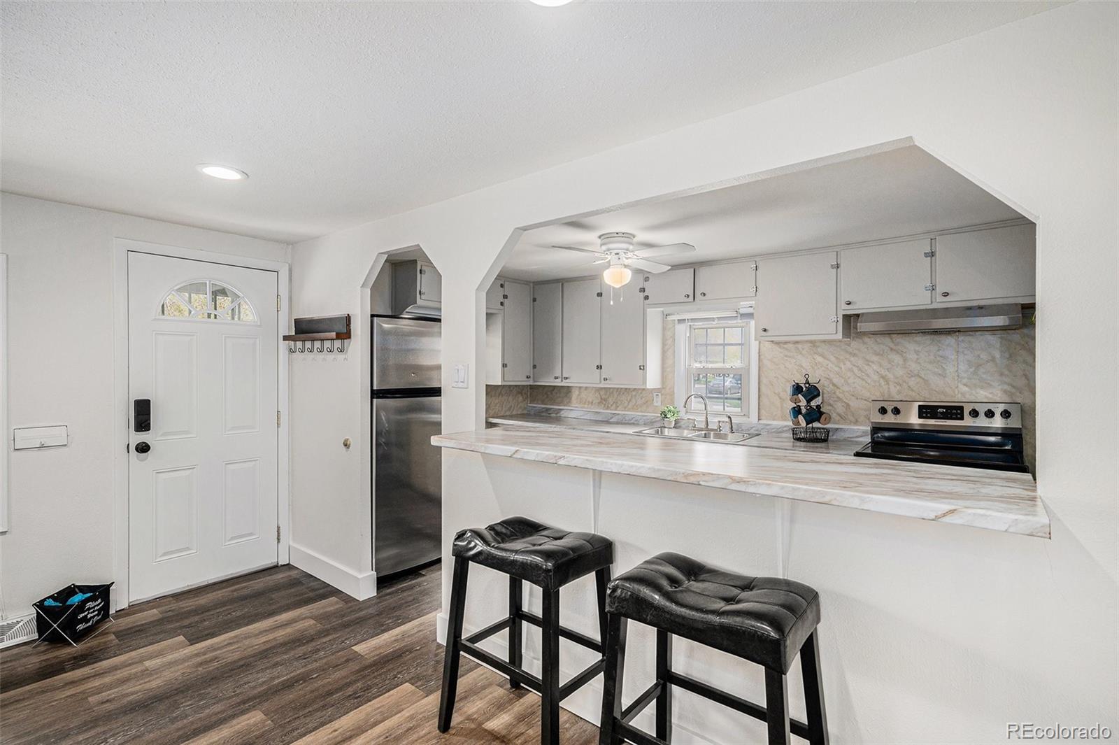 MLS Image #7 for 1293 s perry street,denver, Colorado