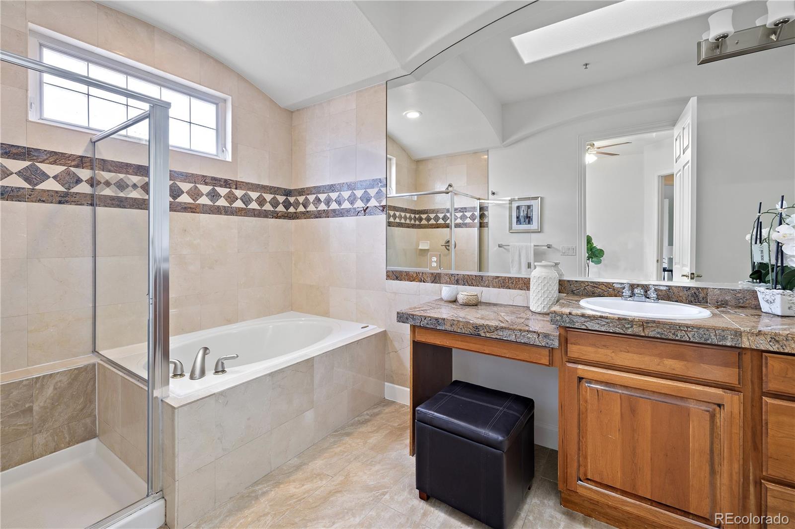 MLS Image #14 for 45 n ogden street,denver, Colorado