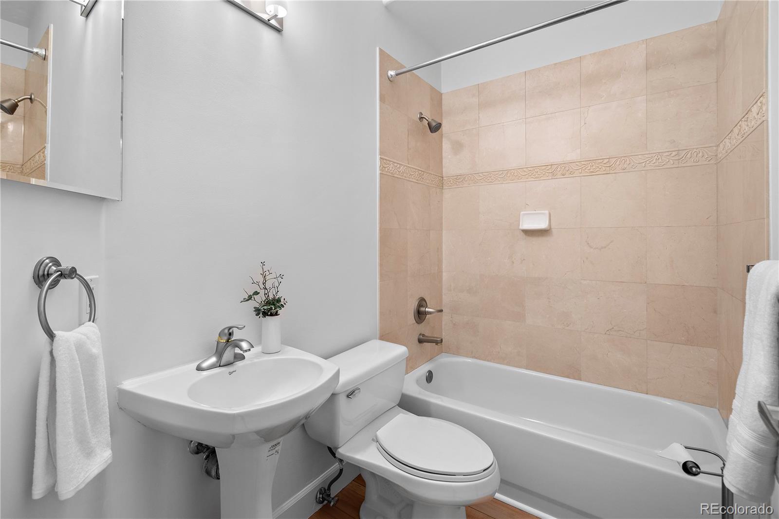 MLS Image #6 for 45 n ogden street,denver, Colorado