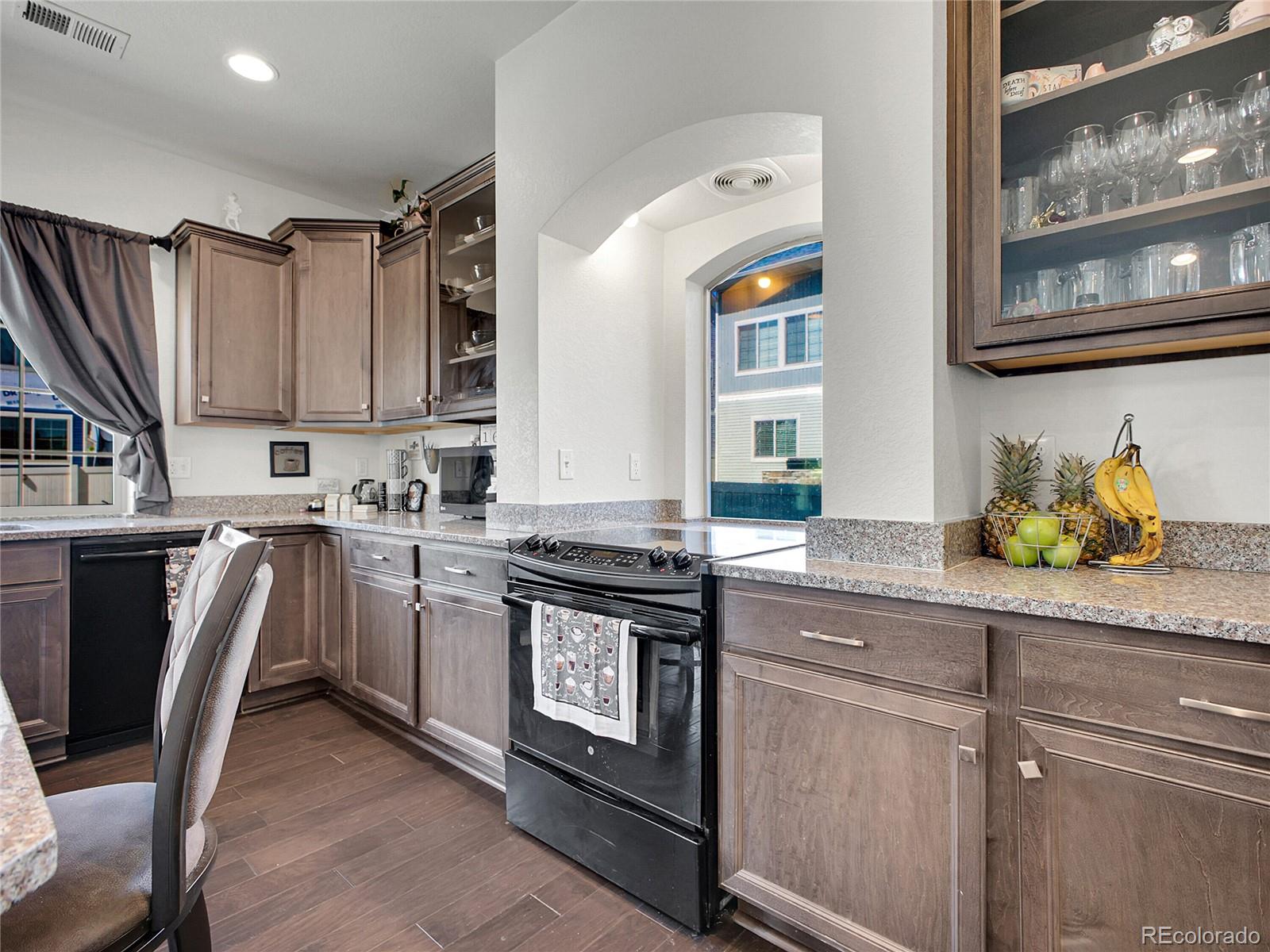 MLS Image #9 for 19155  robins drive,denver, Colorado