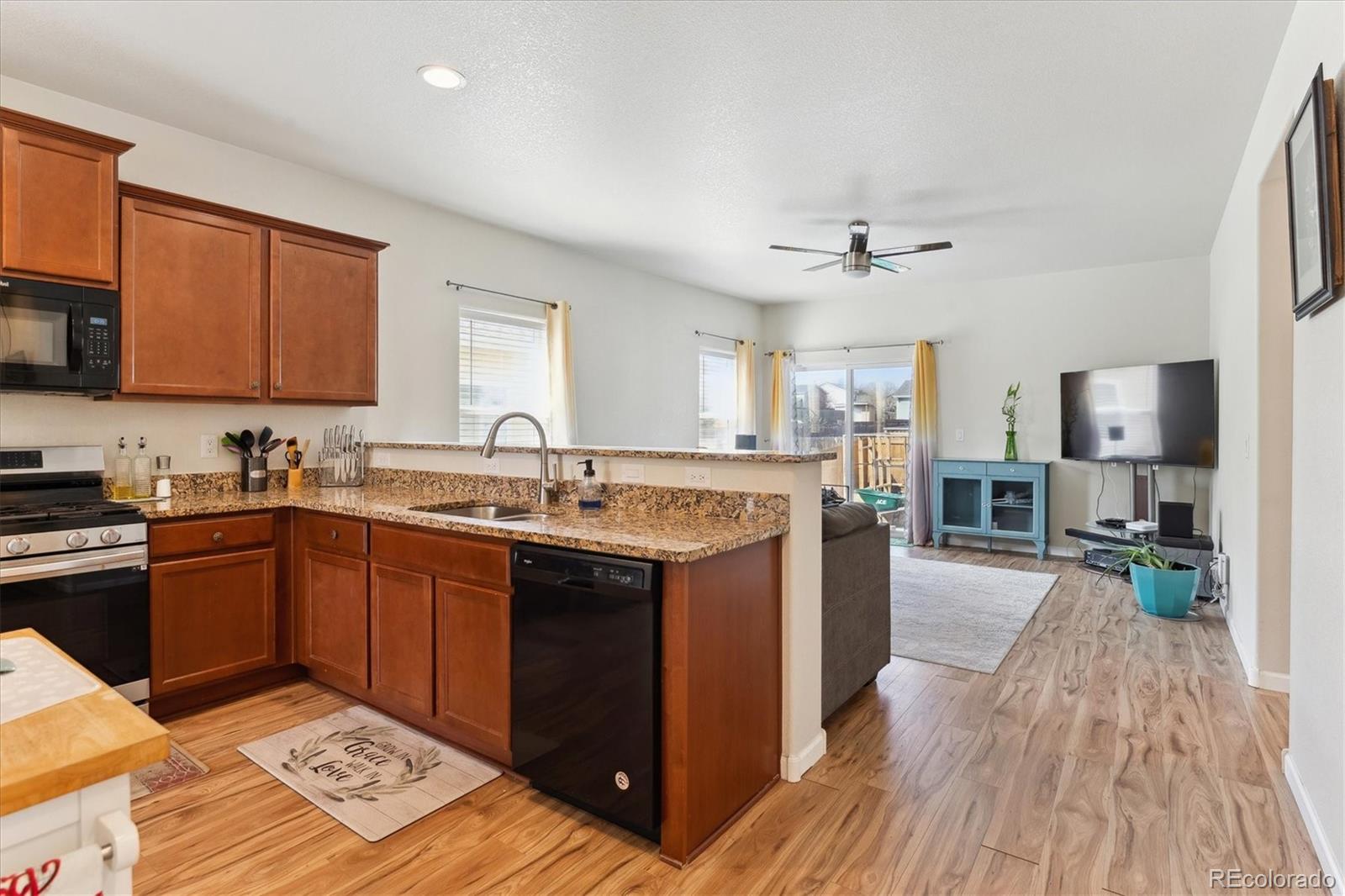 MLS Image #5 for 9533  cherry lane,thornton, Colorado