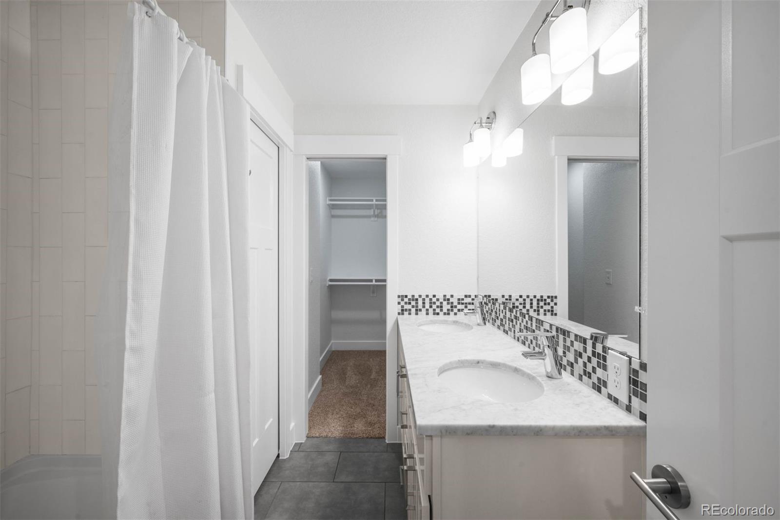 MLS Image #12 for 3028 n gilpin street,denver, Colorado