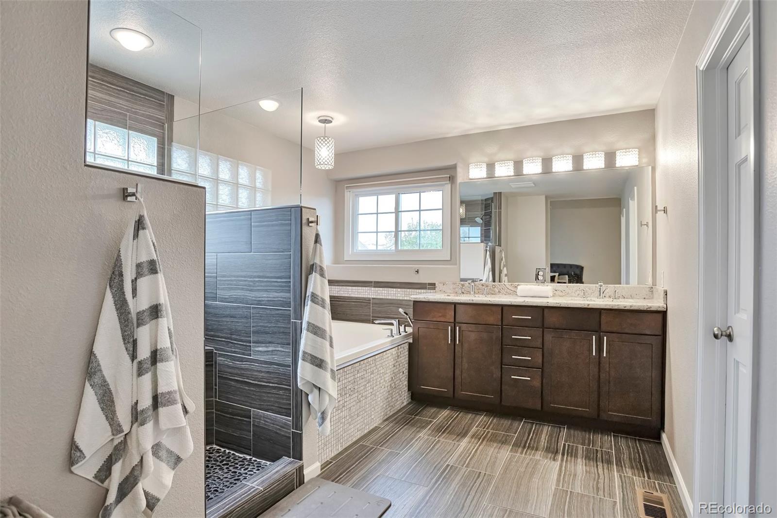 MLS Image #17 for 8958  forrest drive,highlands ranch, Colorado