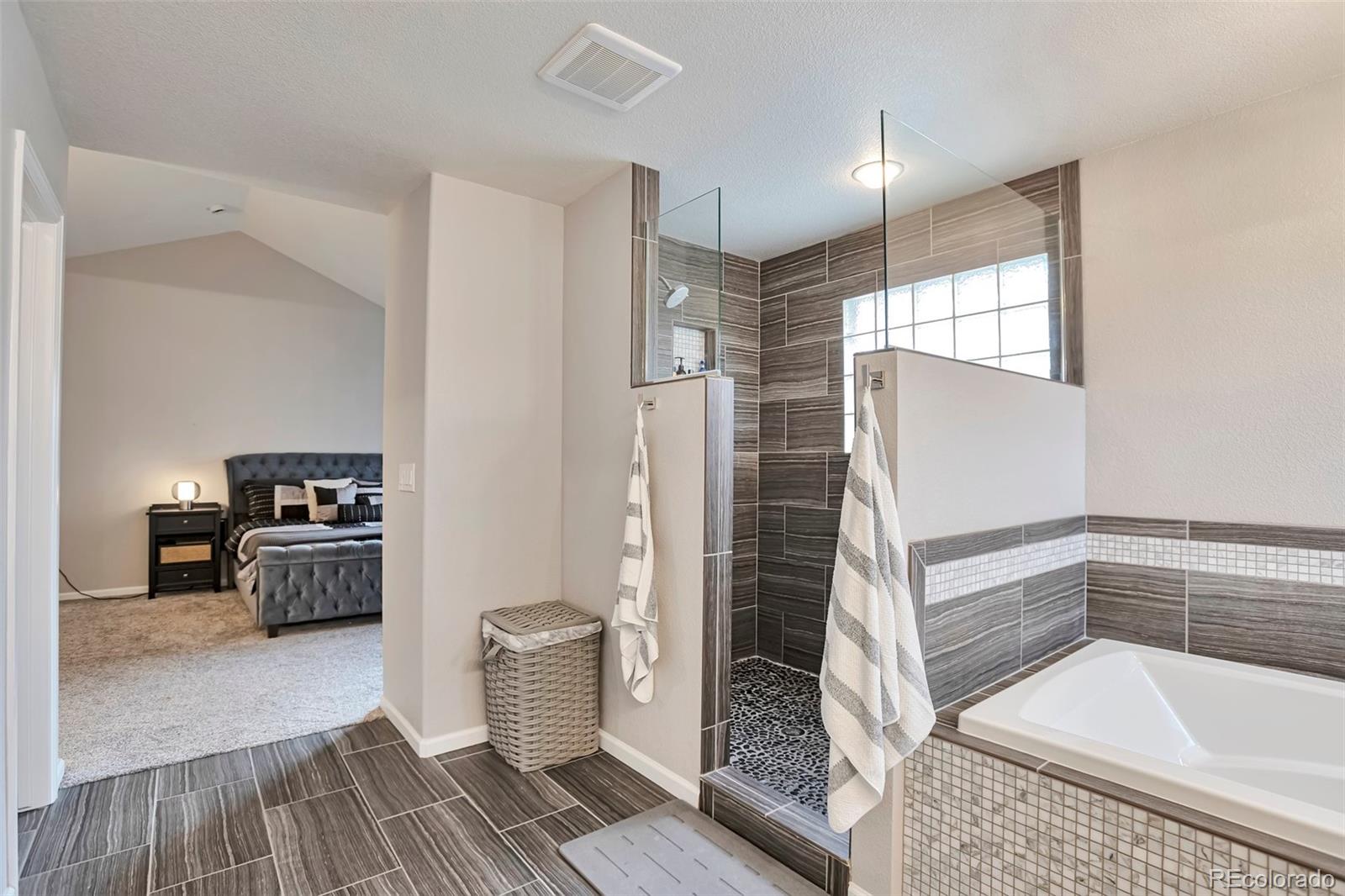 MLS Image #18 for 8958  forrest drive,highlands ranch, Colorado