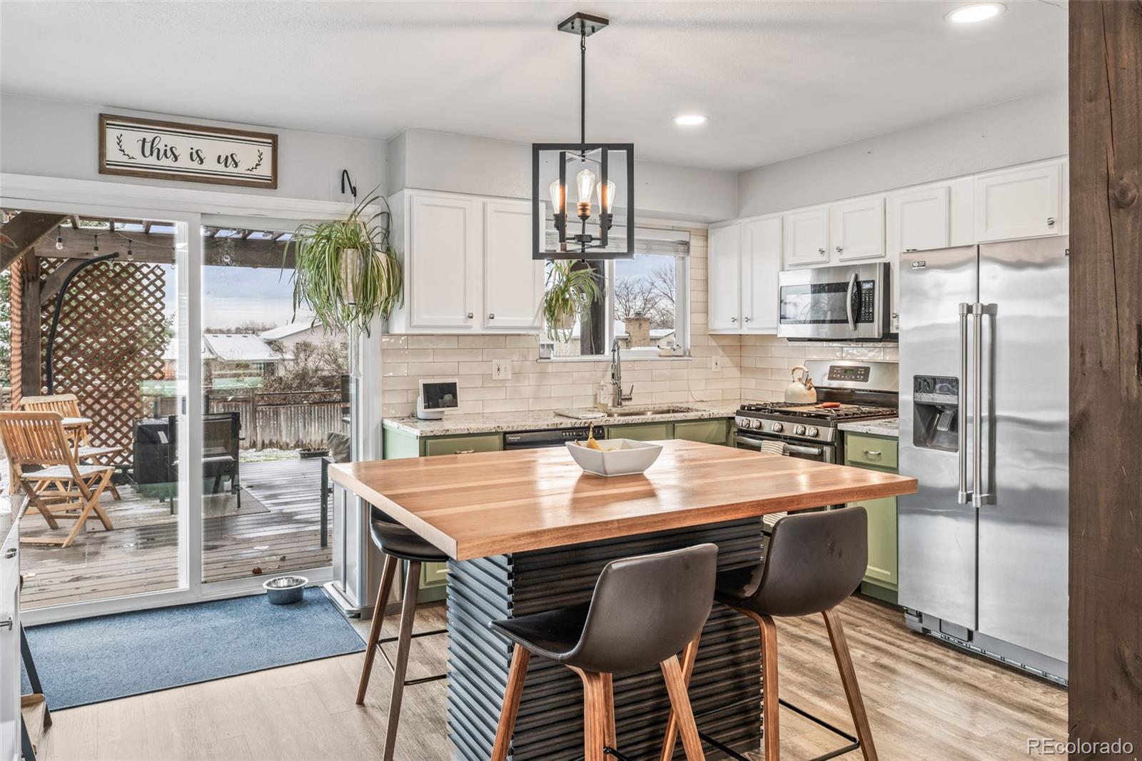MLS Image #14 for 4512 s yank street,morrison, Colorado