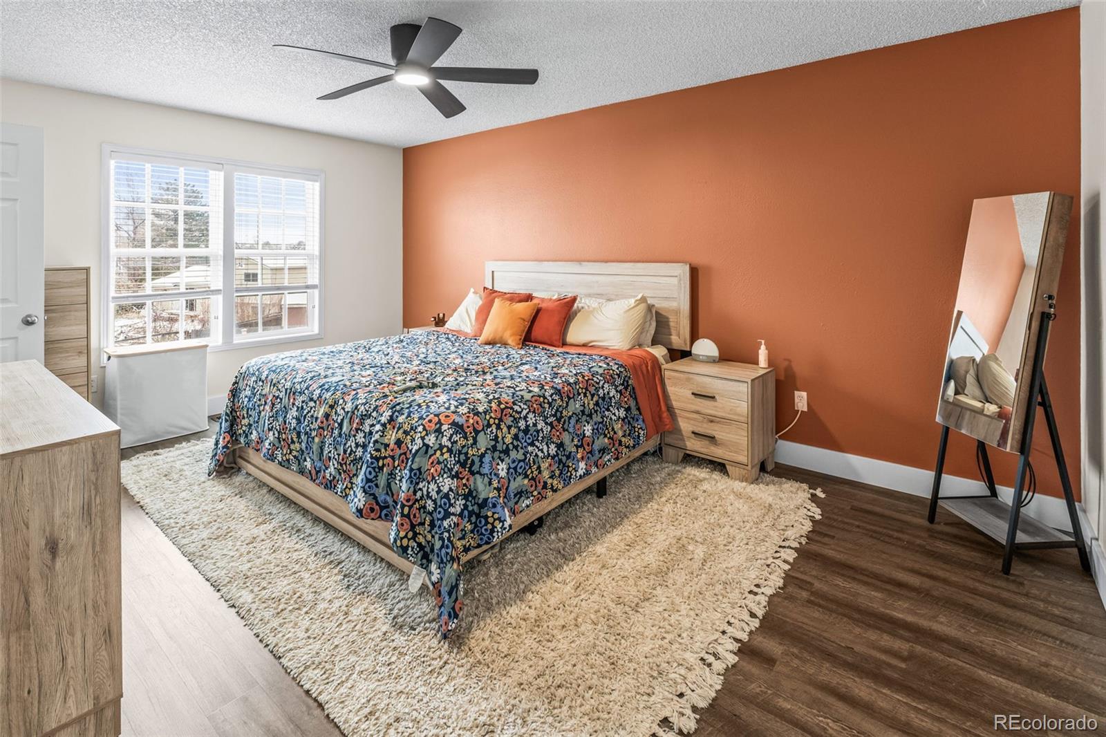 MLS Image #16 for 4512 s yank street,morrison, Colorado