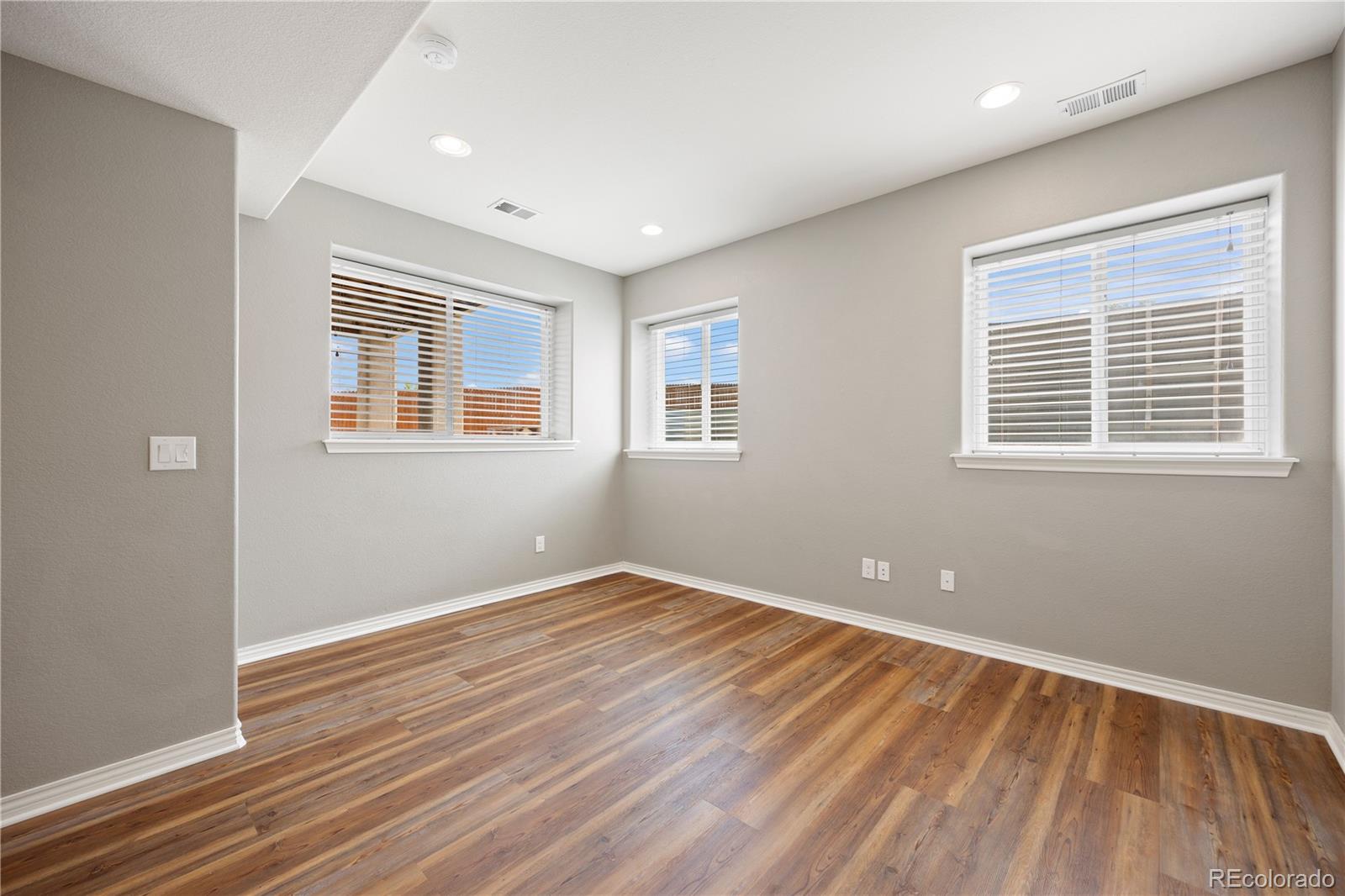 MLS Image #28 for 913  alkire court,golden, Colorado