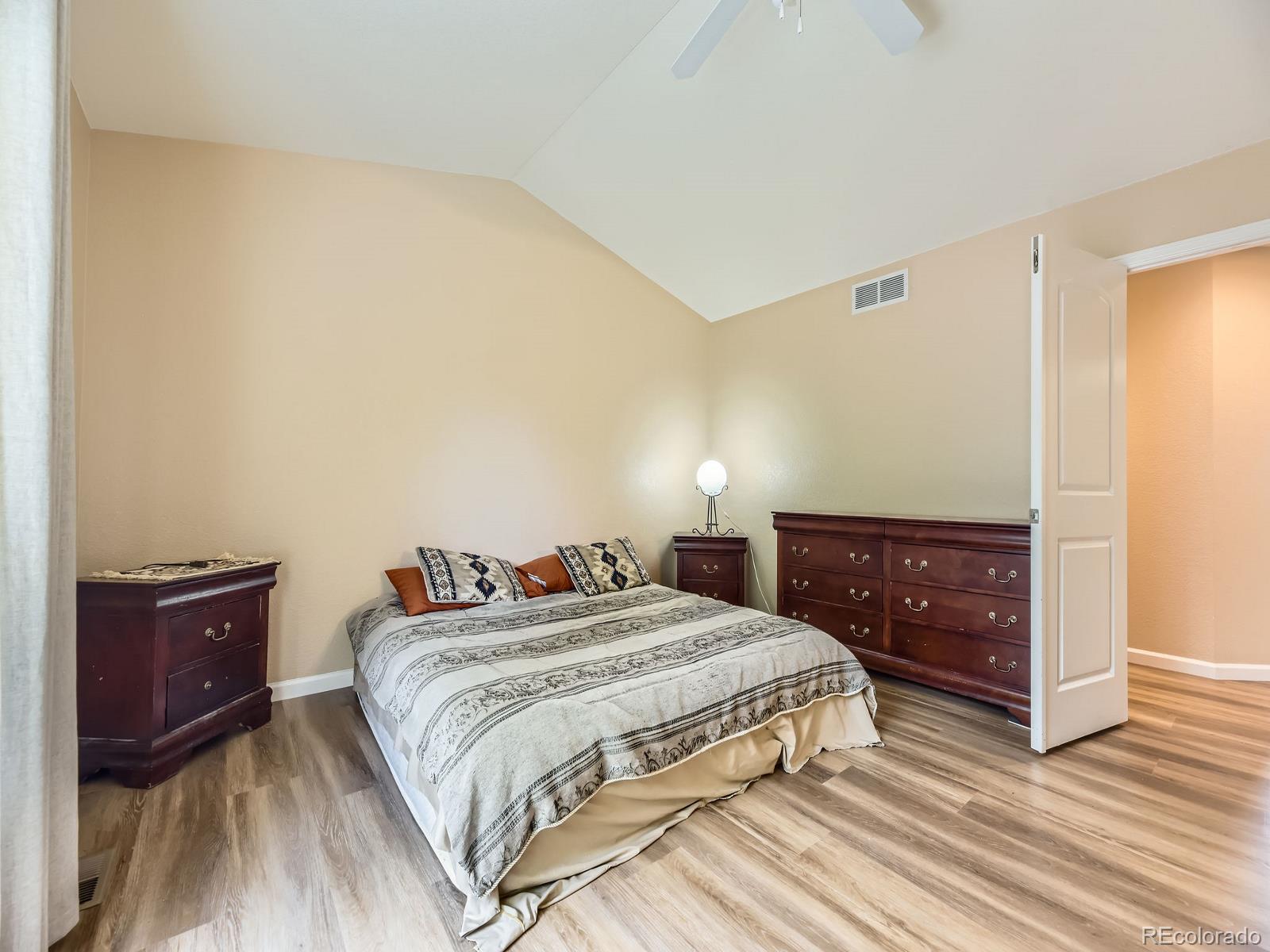 MLS Image #13 for 2544 s fundy circle,aurora, Colorado