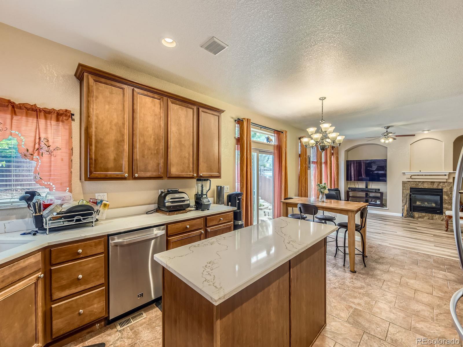 MLS Image #6 for 2544 s fundy circle,aurora, Colorado