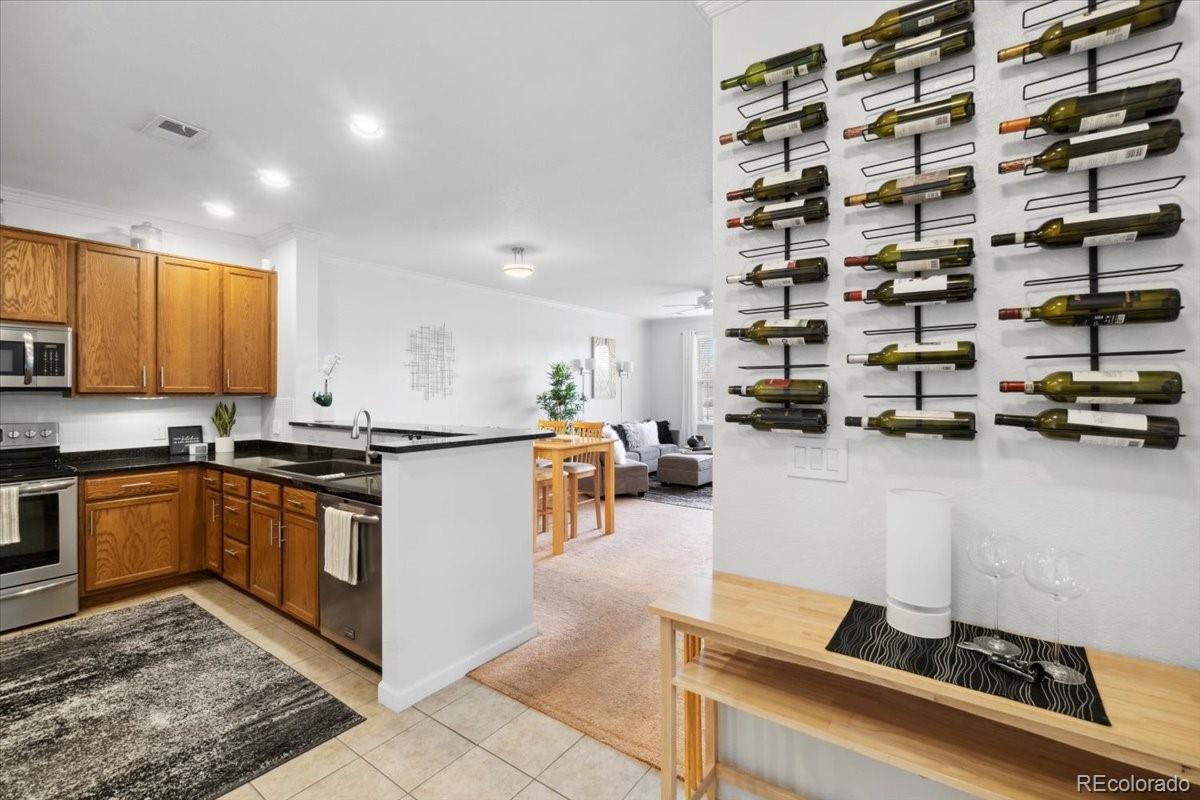 MLS Image #5 for 1761 s buchanan circle,aurora, Colorado
