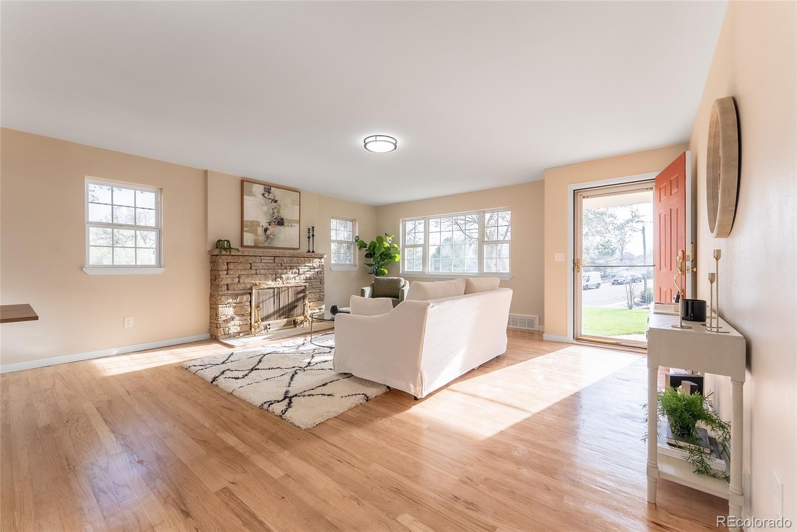 MLS Image #4 for 5384 s datura street,littleton, Colorado