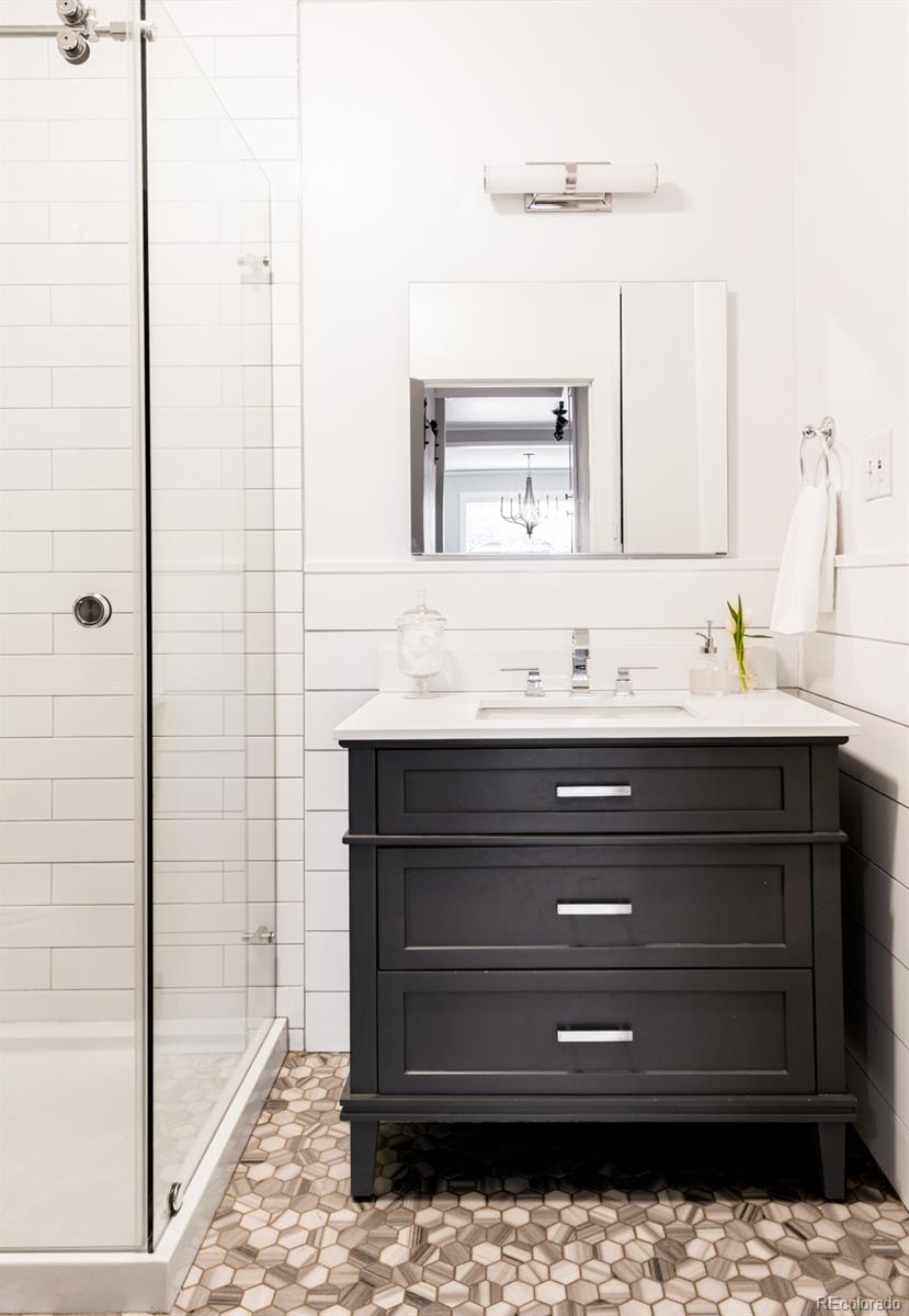 MLS Image #9 for 945  jackson street,denver, Colorado