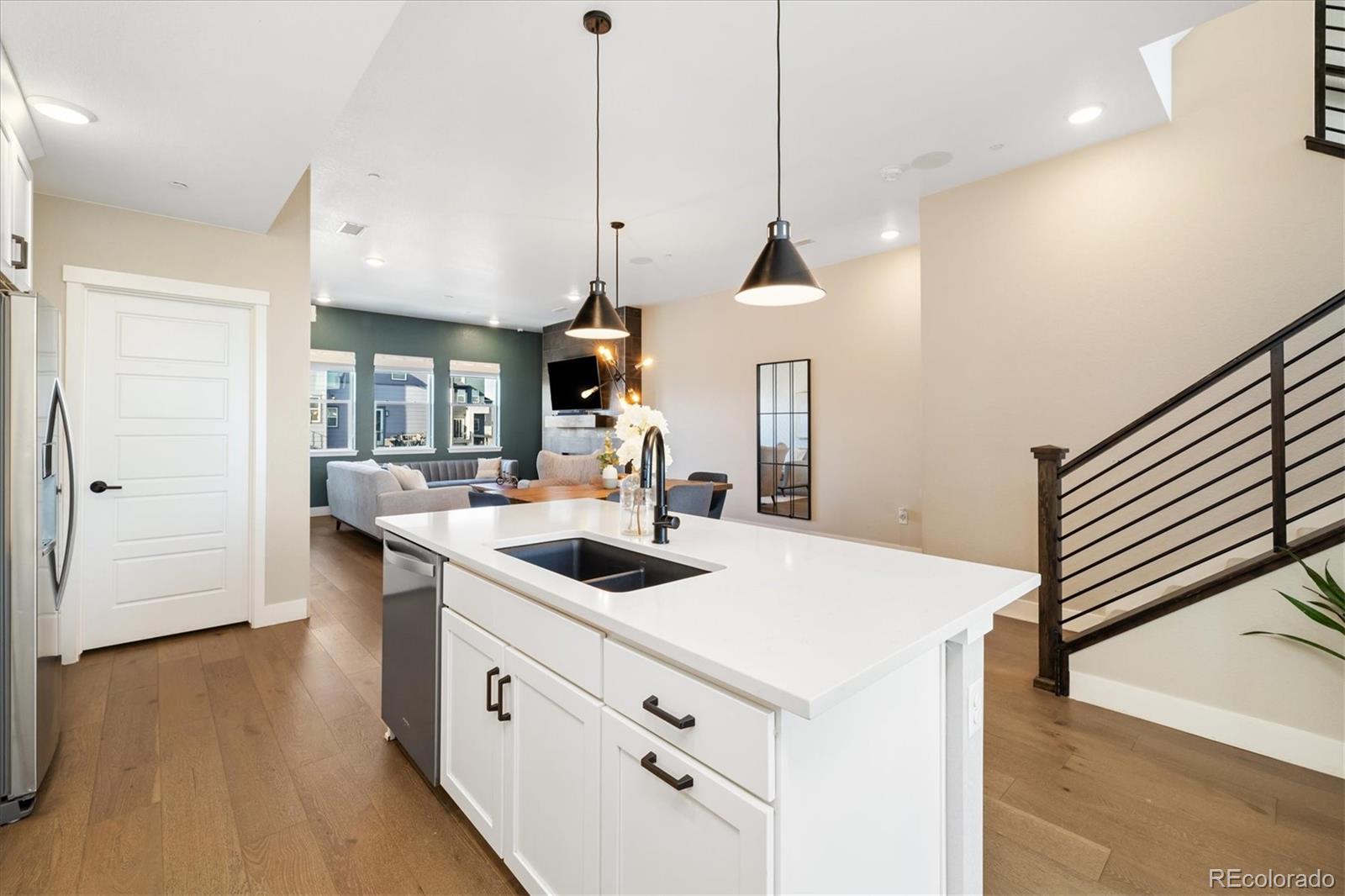MLS Image #14 for 1565 w 67th avenue,denver, Colorado