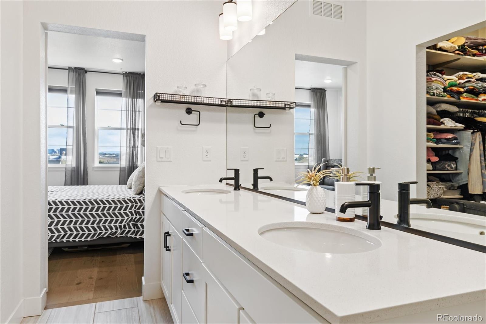 MLS Image #22 for 1565 w 67th avenue,denver, Colorado