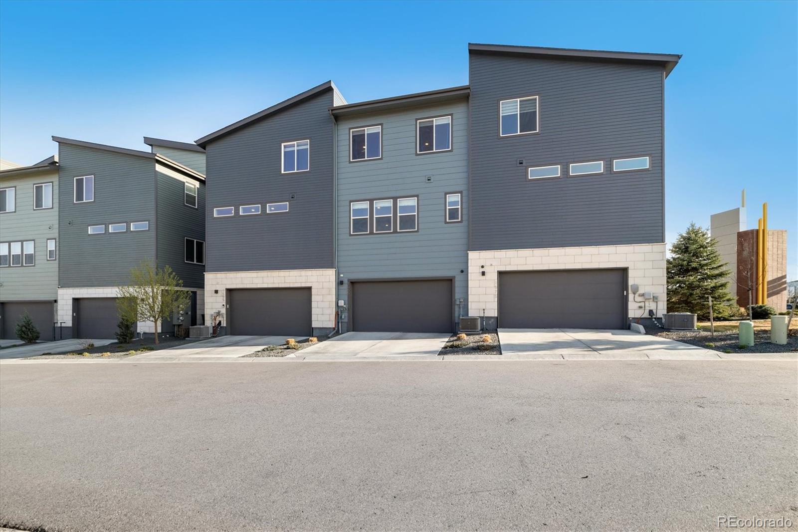 MLS Image #33 for 1565 w 67th avenue,denver, Colorado