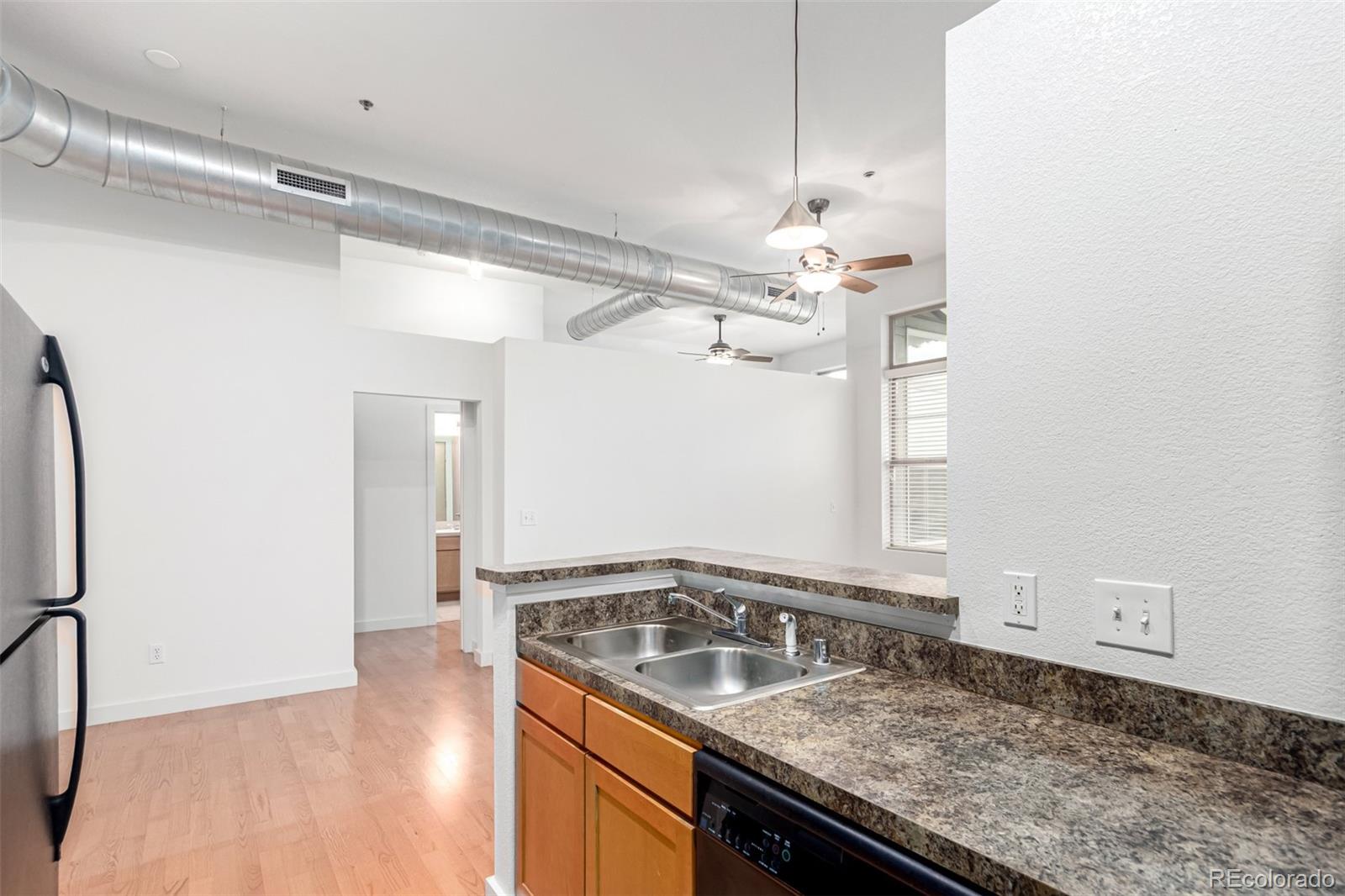 MLS Image #9 for 7700 e 29th avenue,denver, Colorado