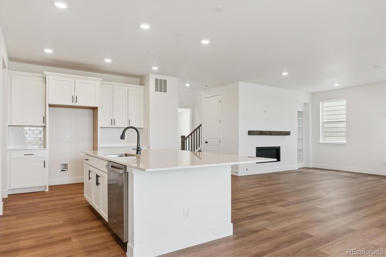 MLS Image #7 for 8346  cokedale circle,littleton, Colorado