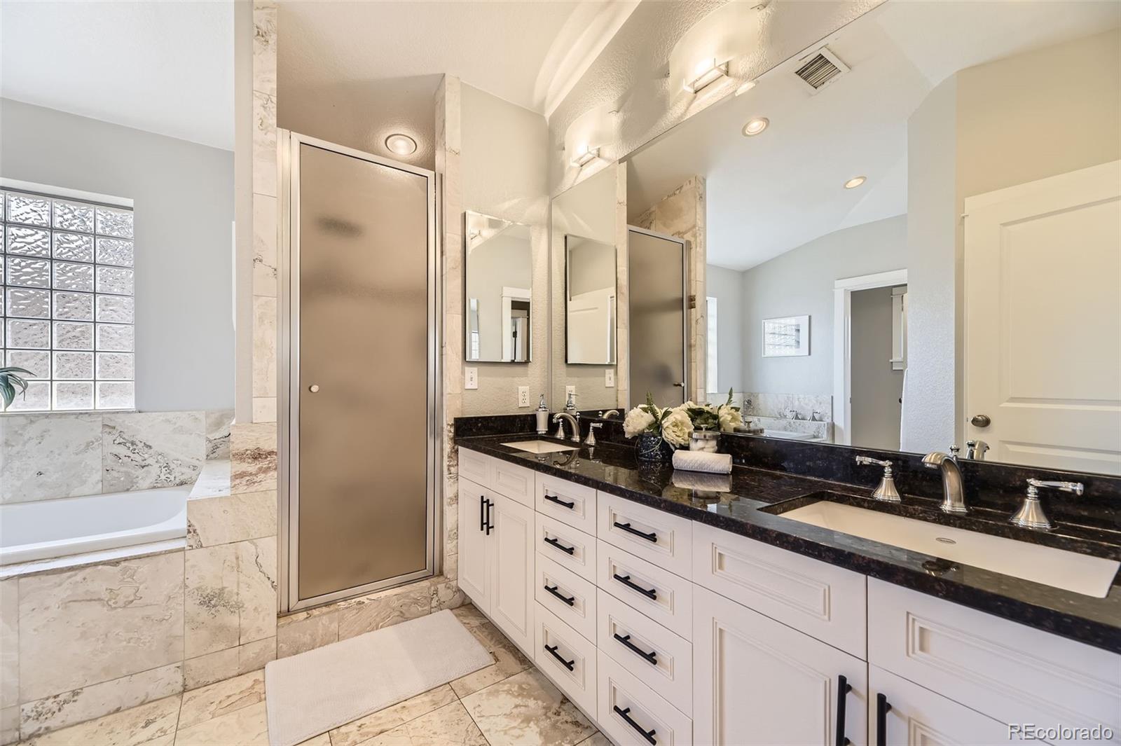 MLS Image #18 for 2692 n raleigh street,denver, Colorado
