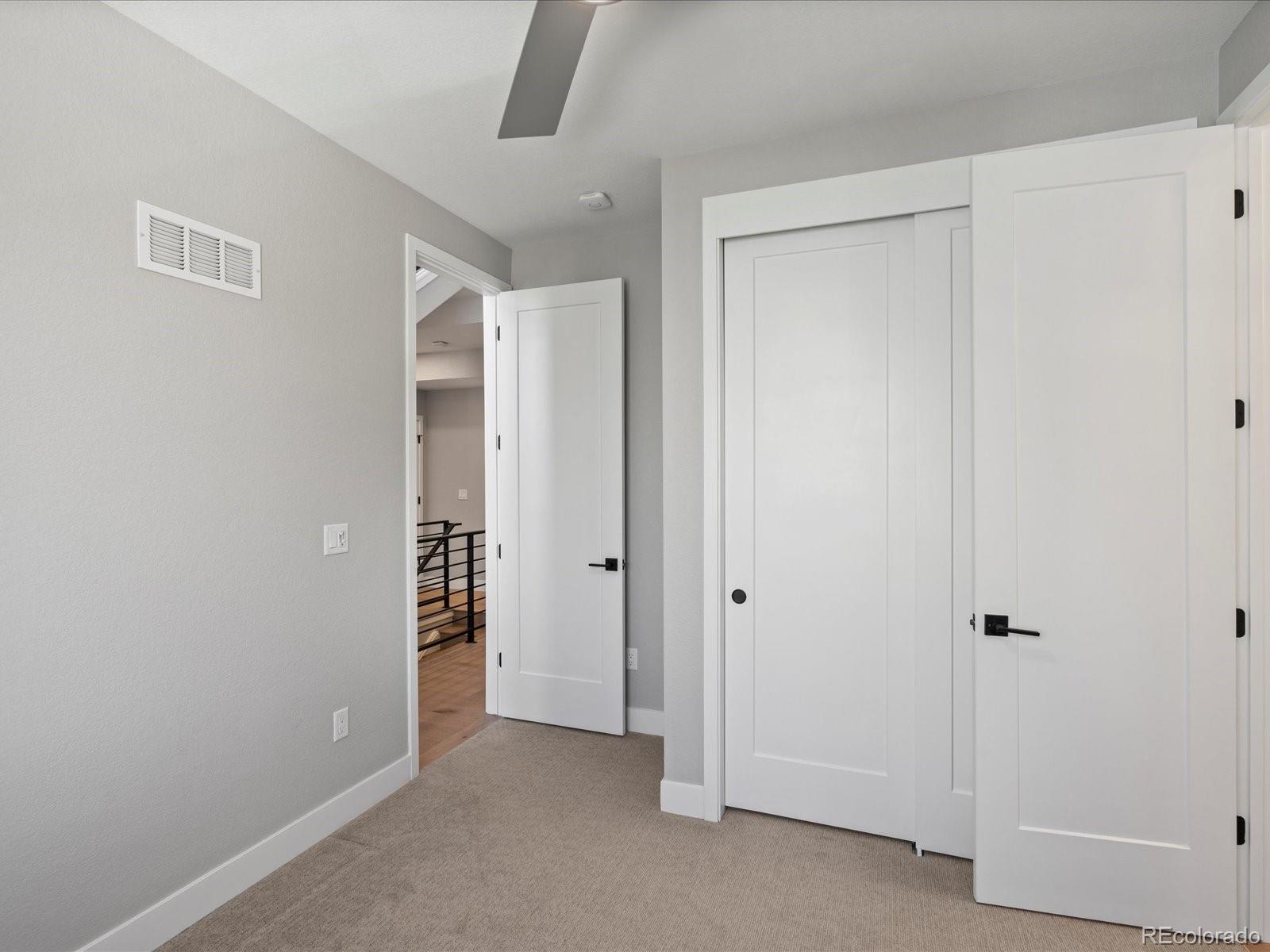 MLS Image #21 for 5004 s platte river parkway,littleton, Colorado