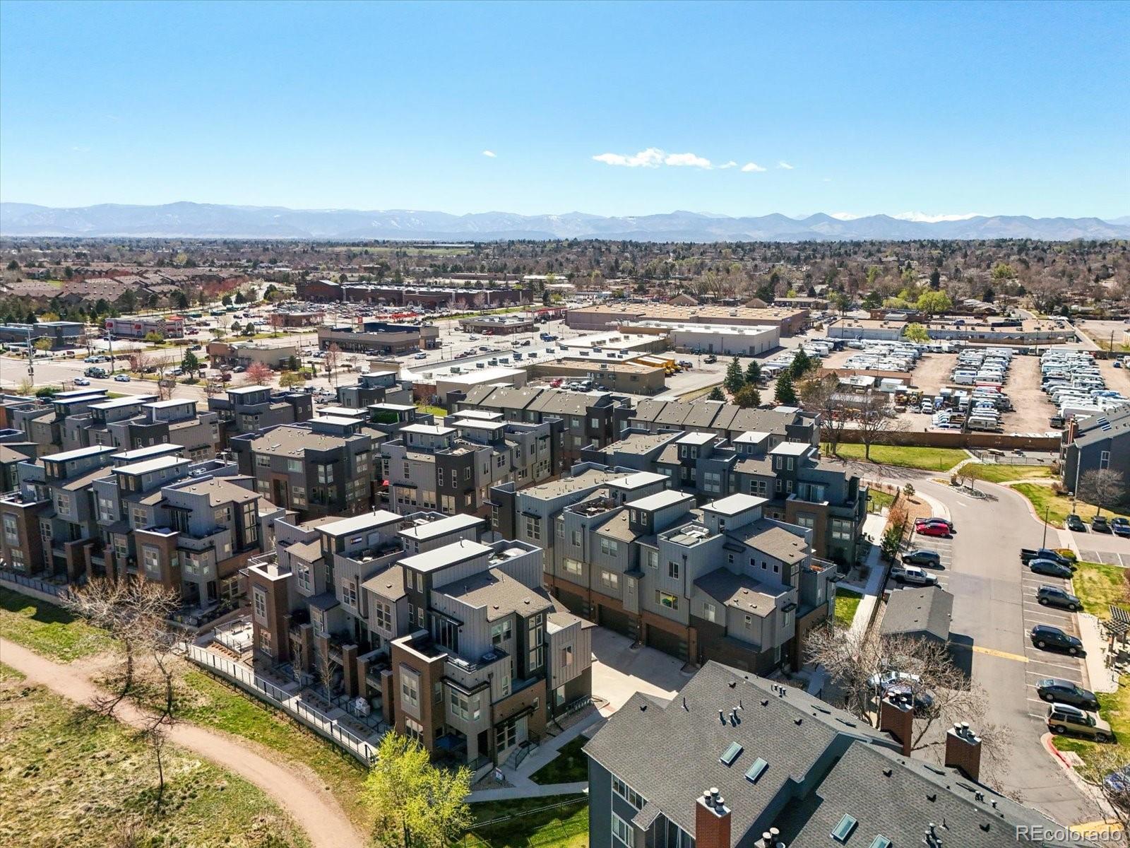 MLS Image #46 for 5004 s platte river parkway,littleton, Colorado