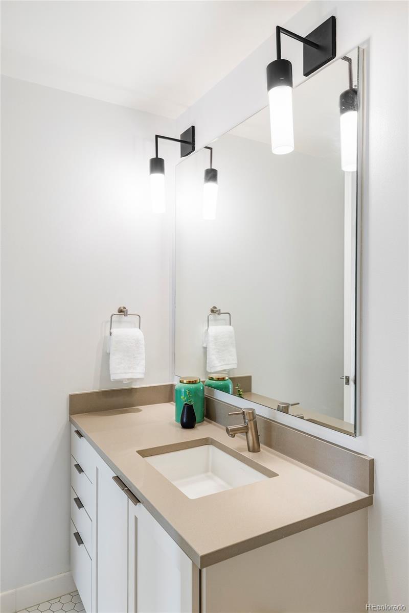MLS Image #26 for 1750  wewatta street,denver, Colorado