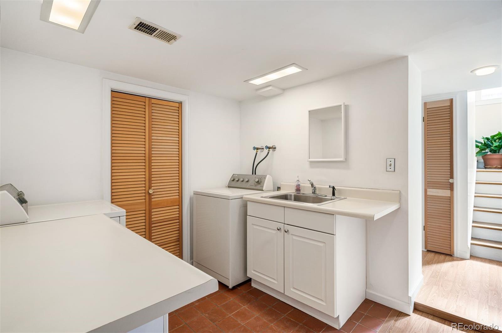 MLS Image #20 for 461 n marion street,denver, Colorado
