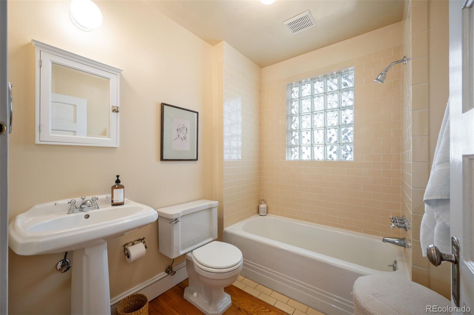 MLS Image #8 for 461 n marion street,denver, Colorado