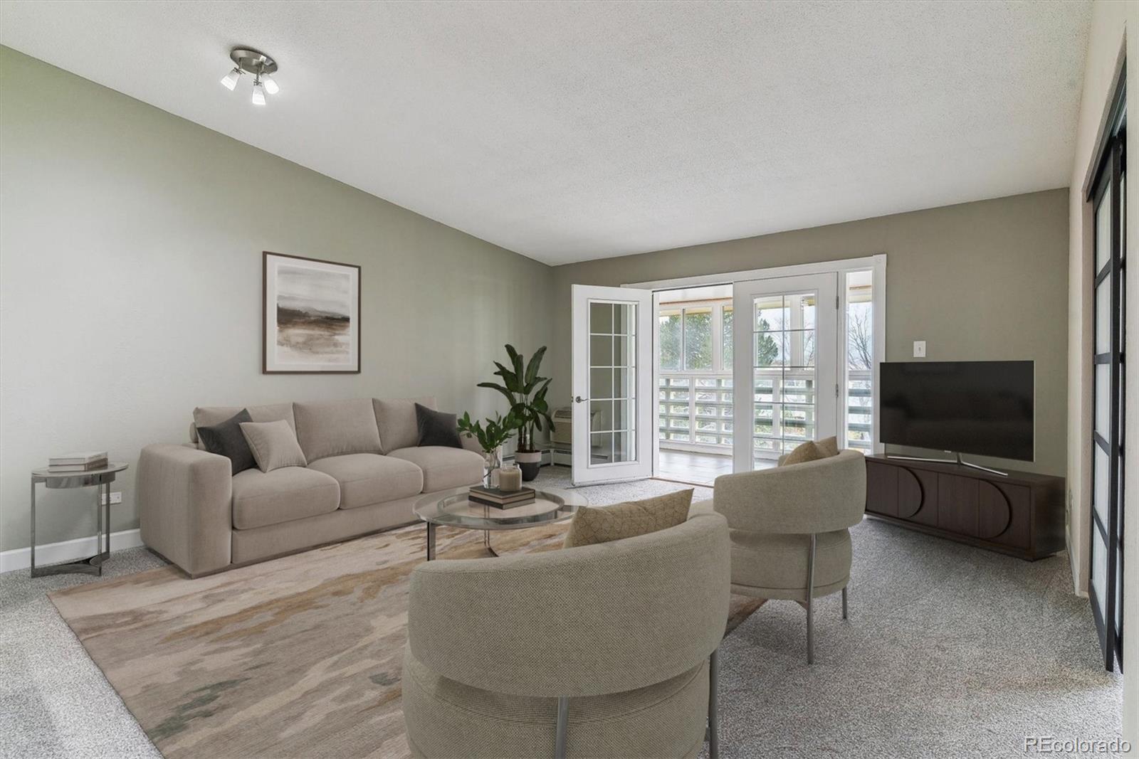 MLS Image #2 for 610 s clinton street 3d,denver, Colorado