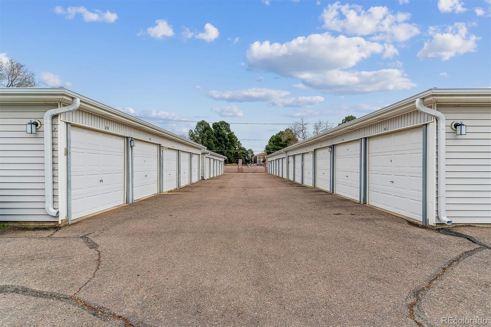 MLS Image #20 for 610 s clinton street 3d,denver, Colorado