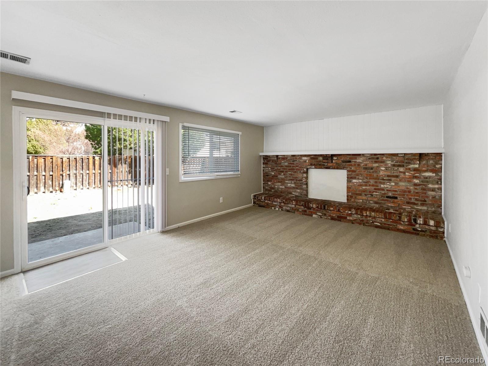 MLS Image #14 for 18945 e 45th avenue,denver, Colorado