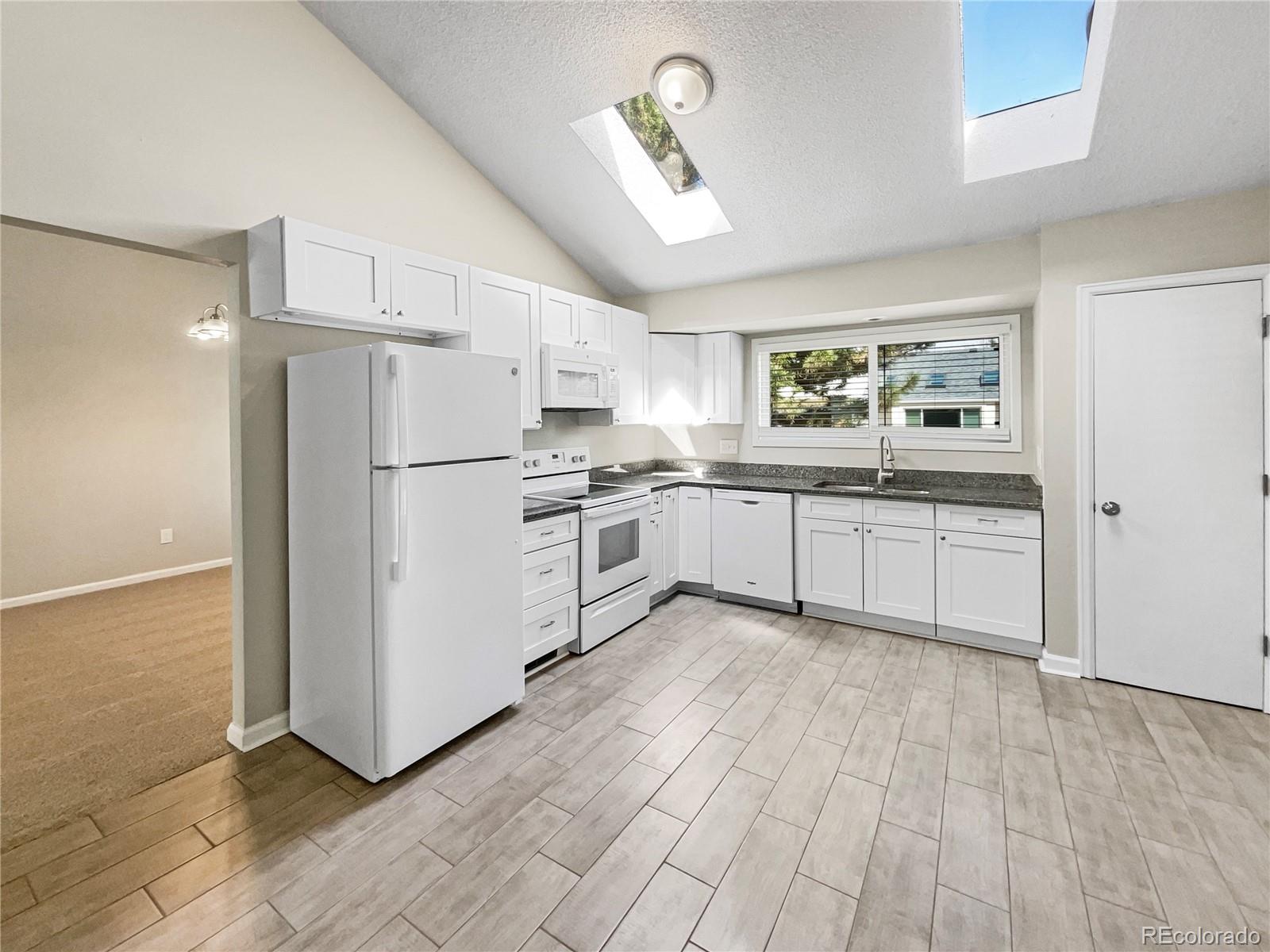 MLS Image #5 for 18945 e 45th avenue,denver, Colorado